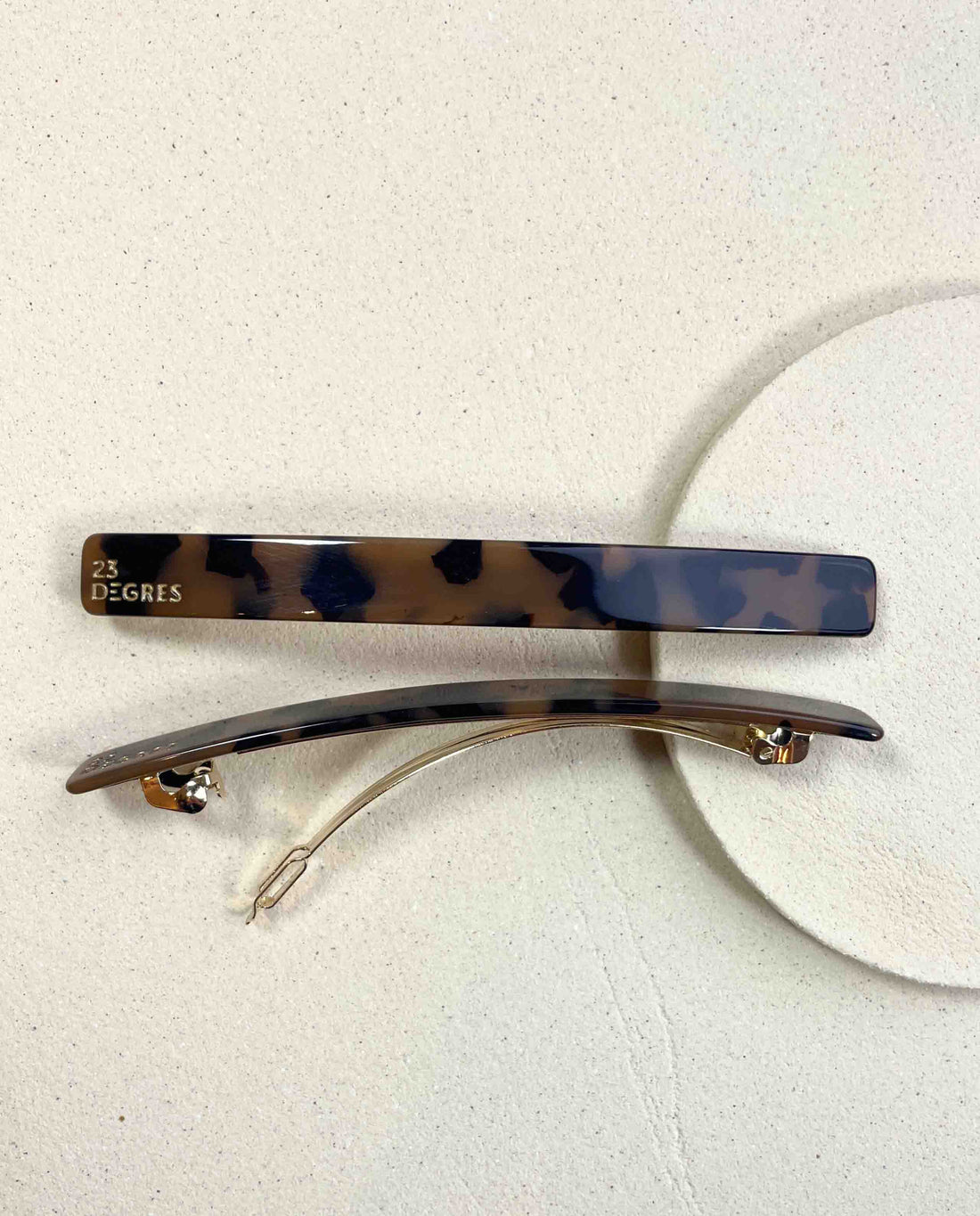 Marché Commun Barrette Longue Cheveux Marron 23 Degres