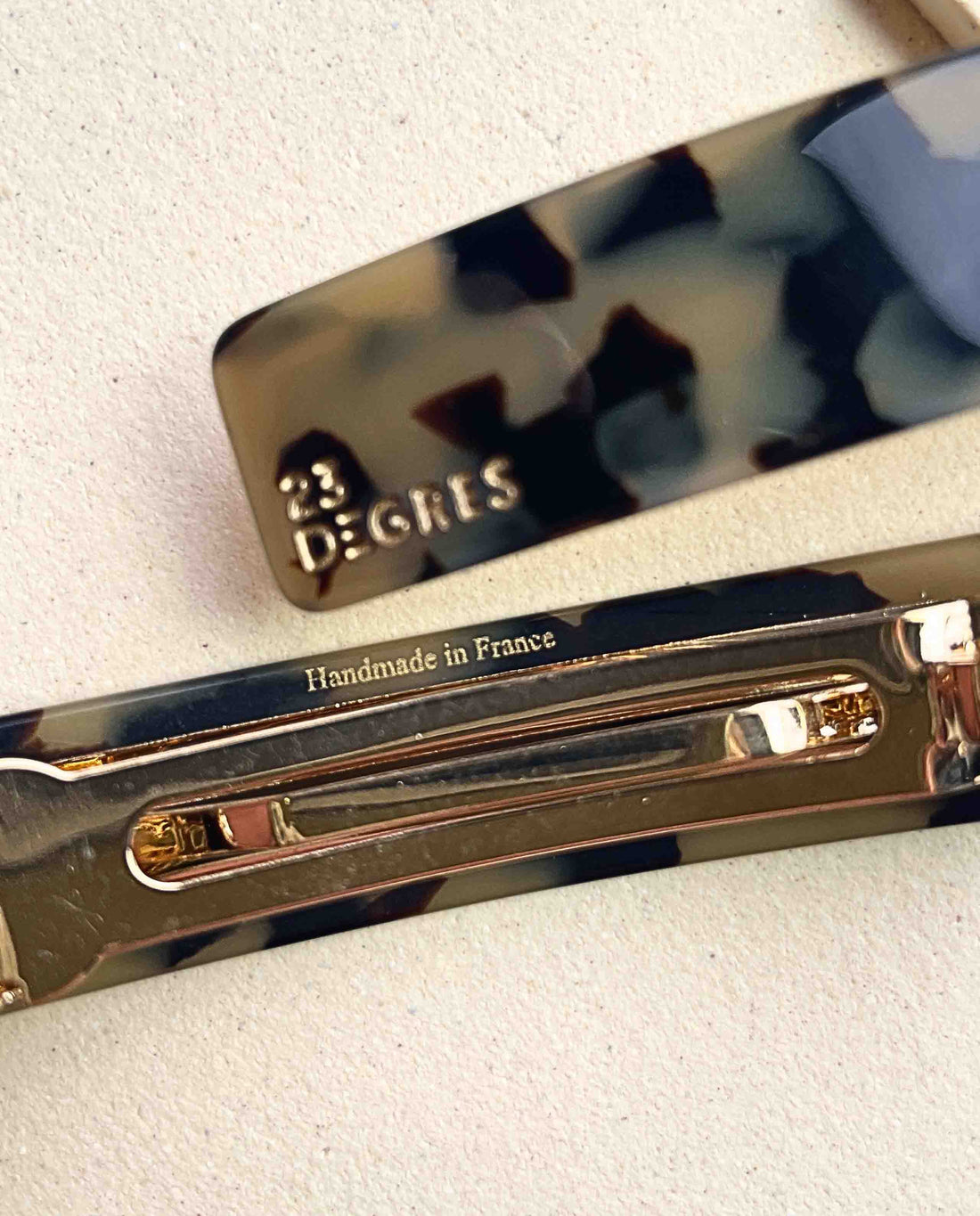 Marché Commun Barrette Clic Clac Kaki Naturelle 9cm 23 Degres