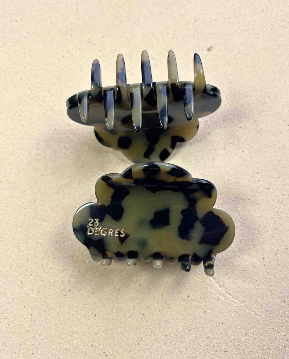 Marché Commun Pince à cheveu nuage kaki 23 degres