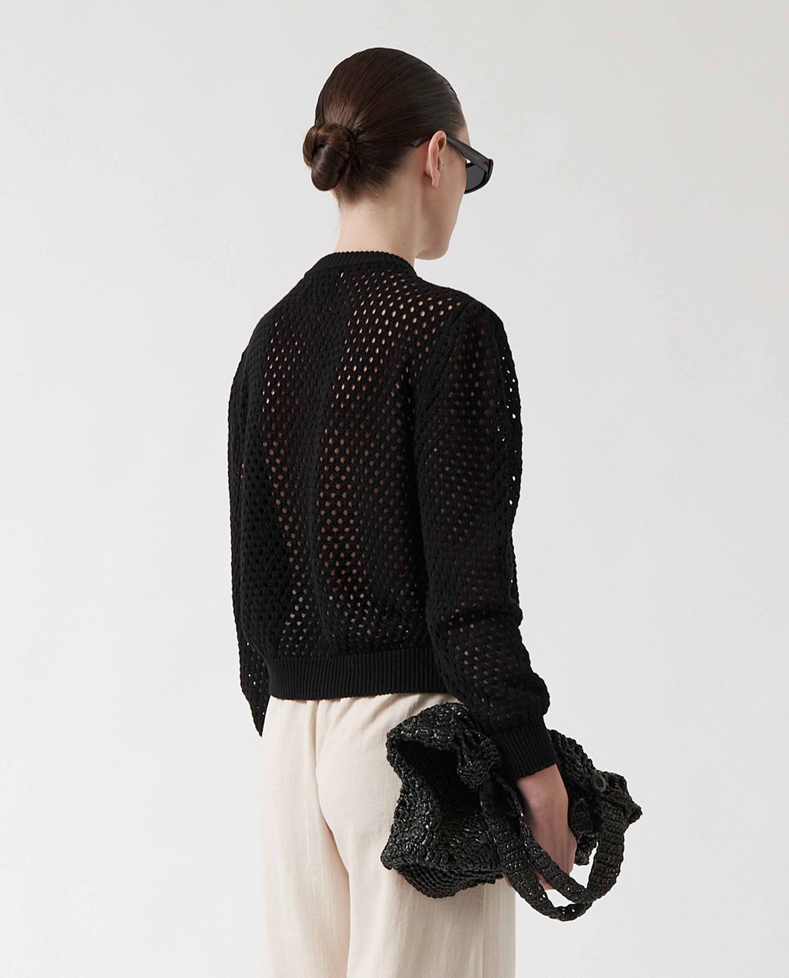 marche commun cardigan ajouré en coton bio noir amt studio