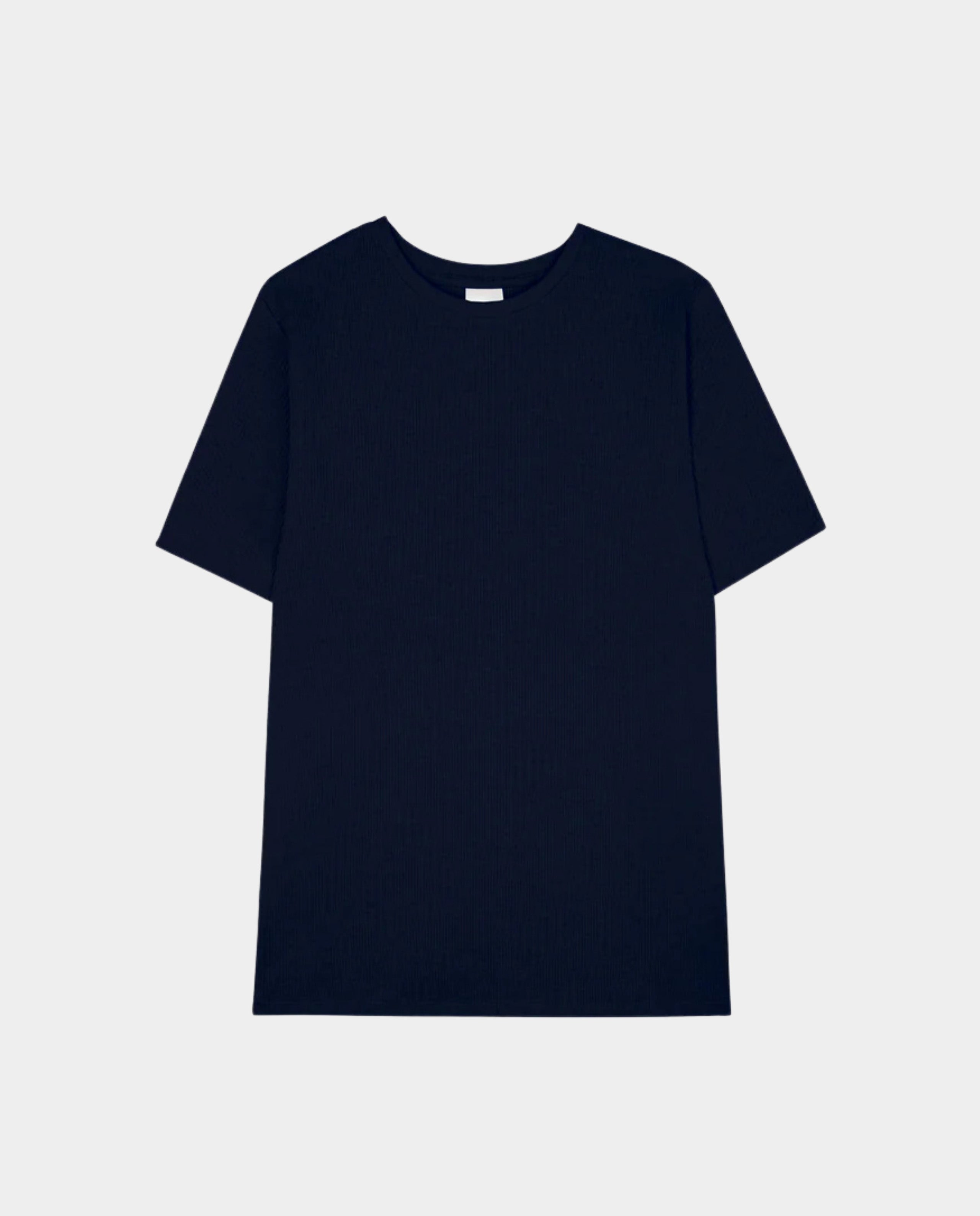 marché commun t-shirt col rond oversize en coton bio bleu marine amt studio