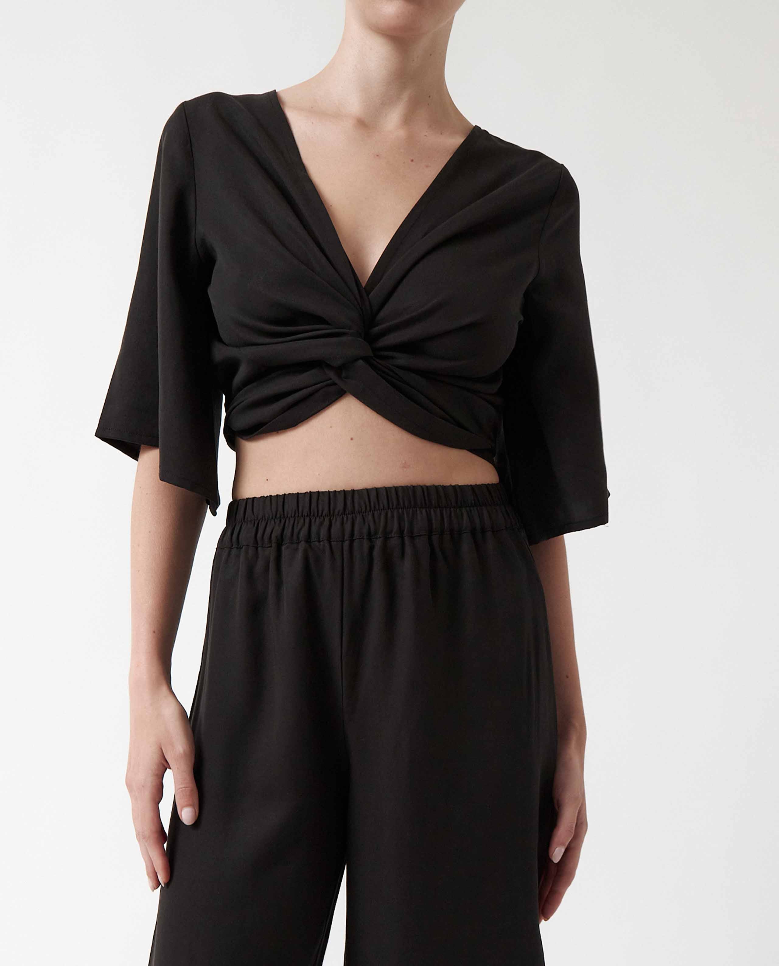 marche commun blouse portefeuille en tencel noir mat studio