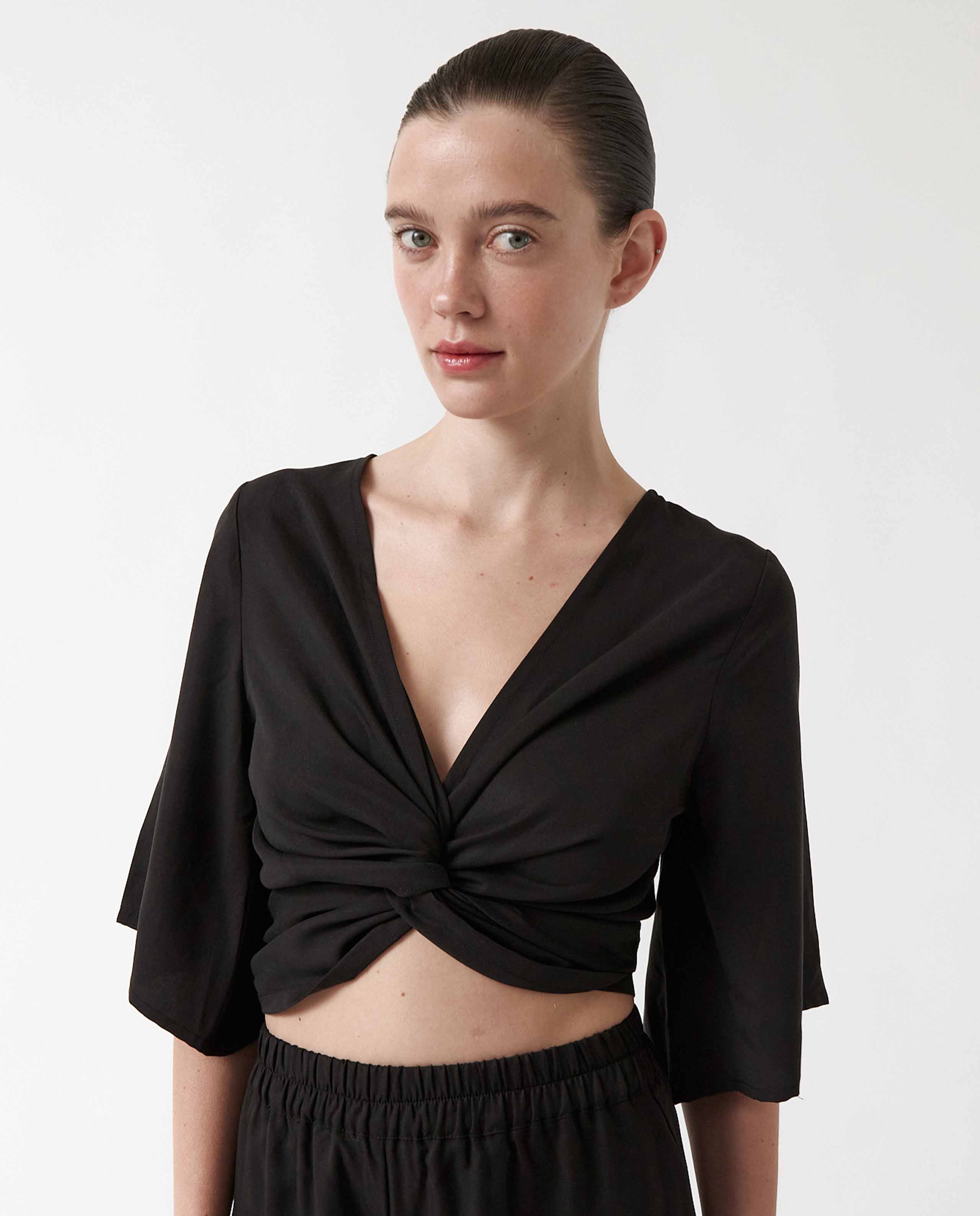 marche commun blouse portefeuille en tencel noir mat studio