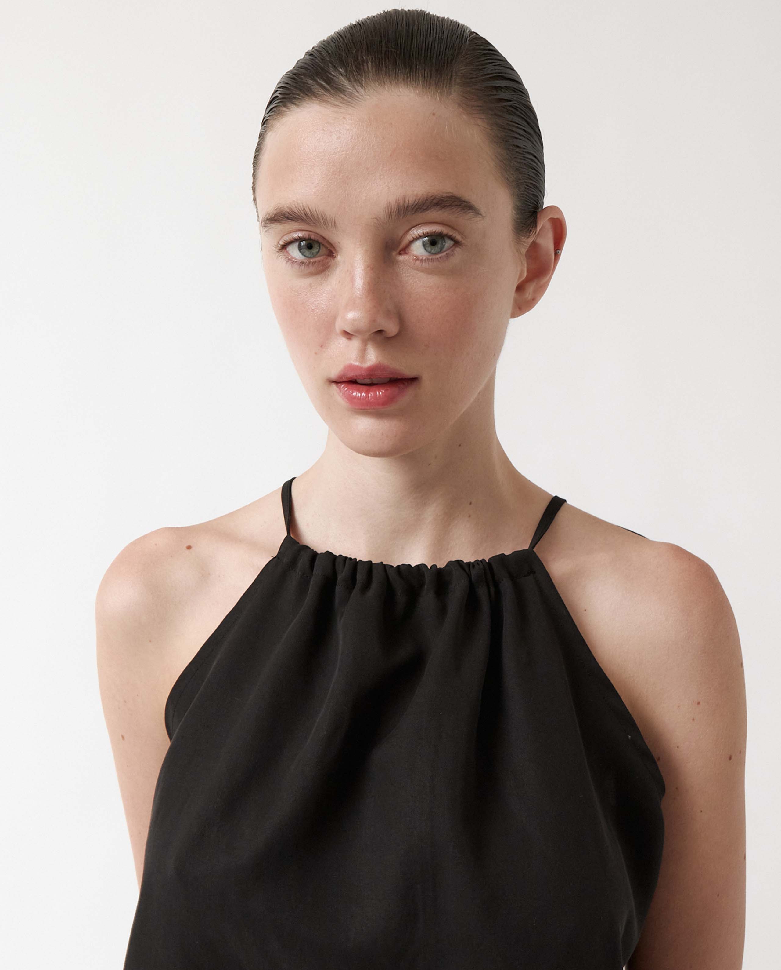 marché commun top en tencel noir amt studio