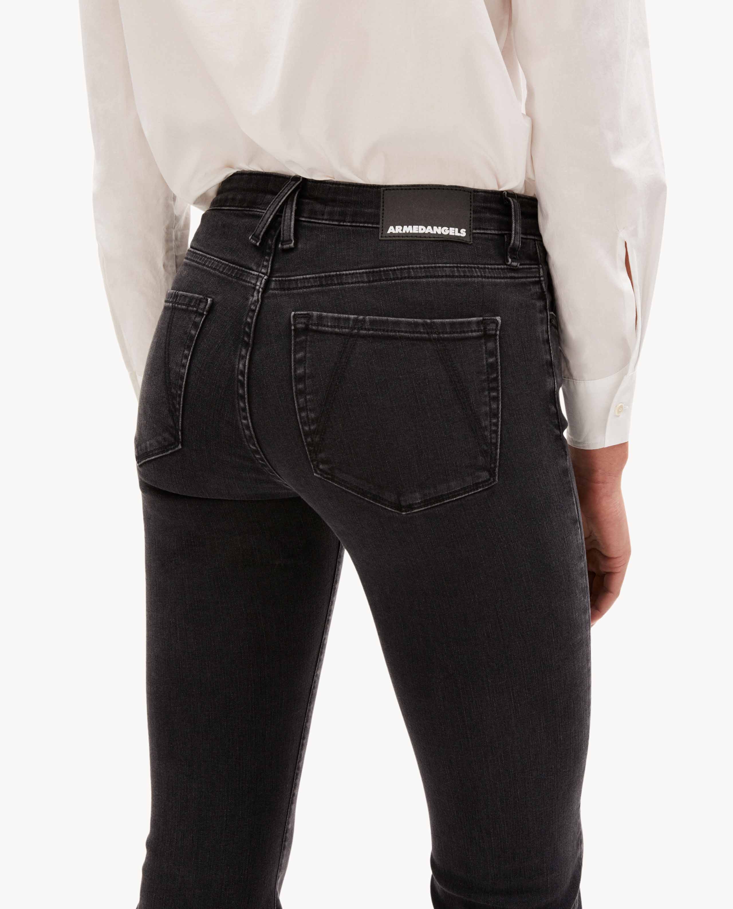 Marché Commun Jean large noir délavé Armedangels