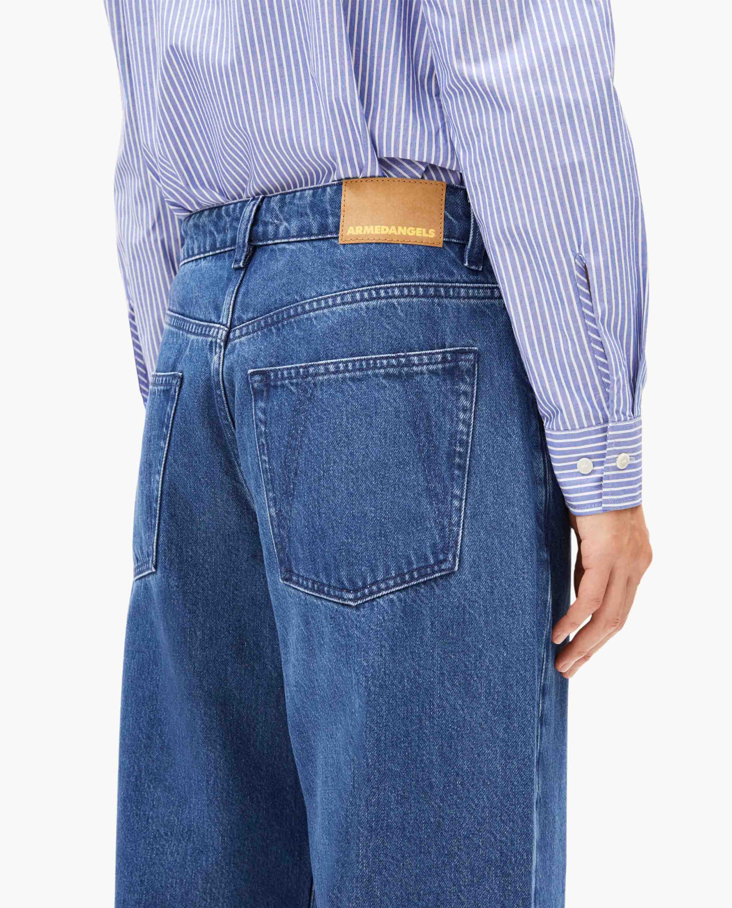 Marché Commun jean large bleu Armedangels