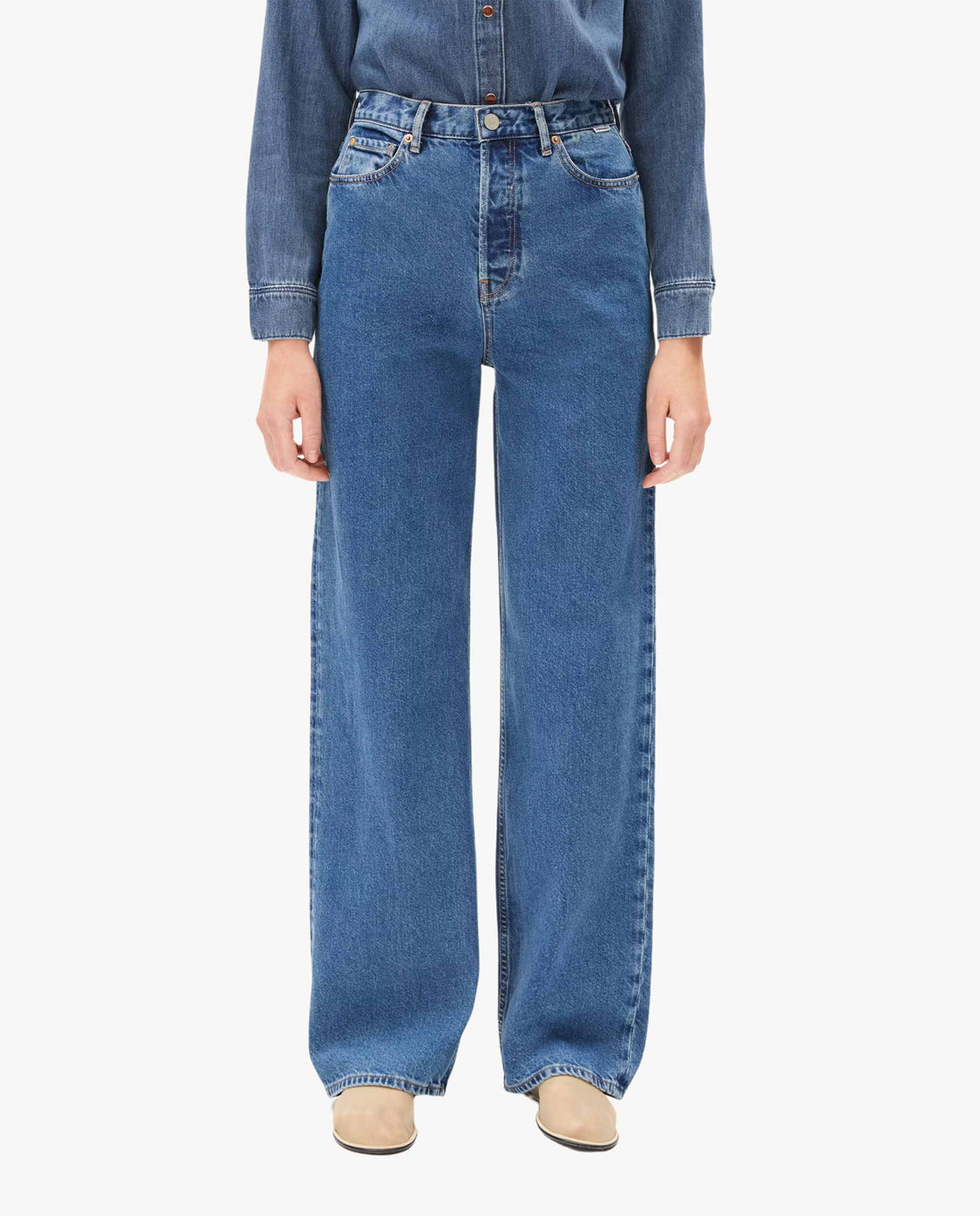 Marché Commun jean large bleu Armedangels