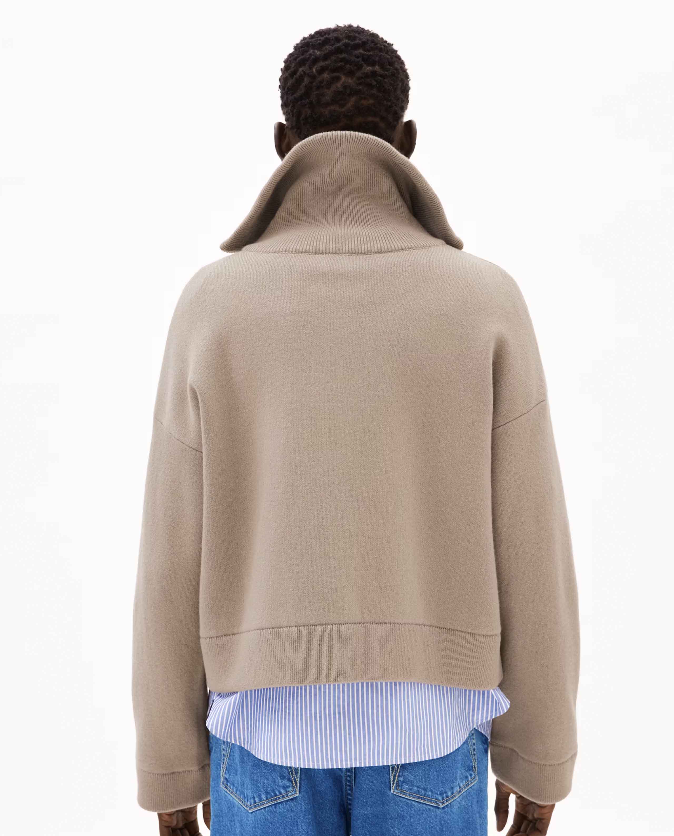 Marché Commun veste zipée en coton bio taupe Armedangels
