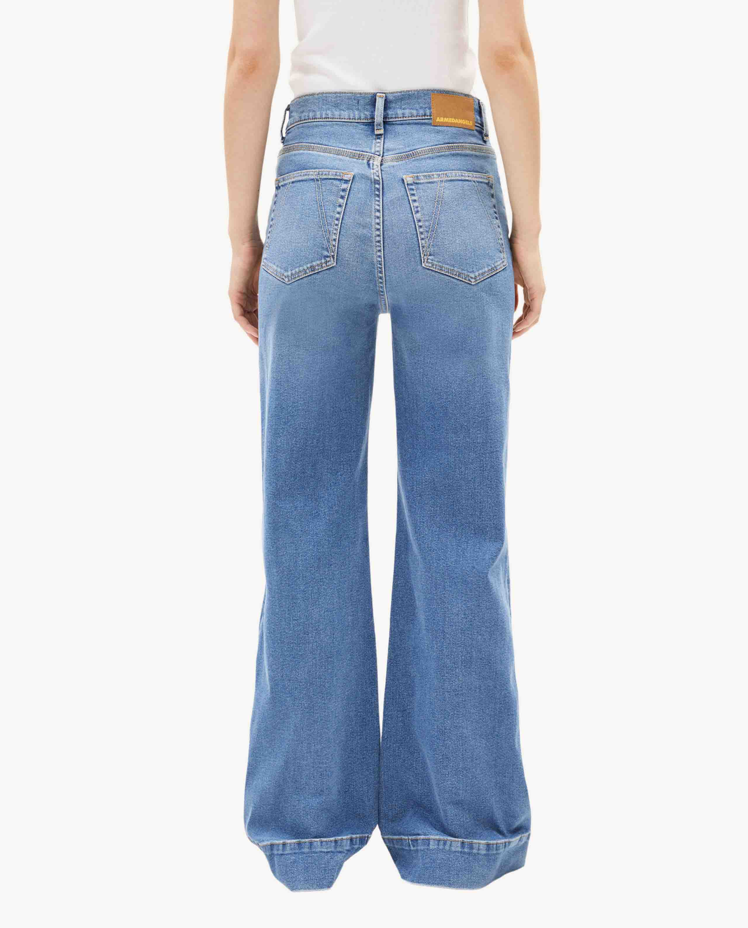 Marché Commun Jean large bleu clair Armedangels