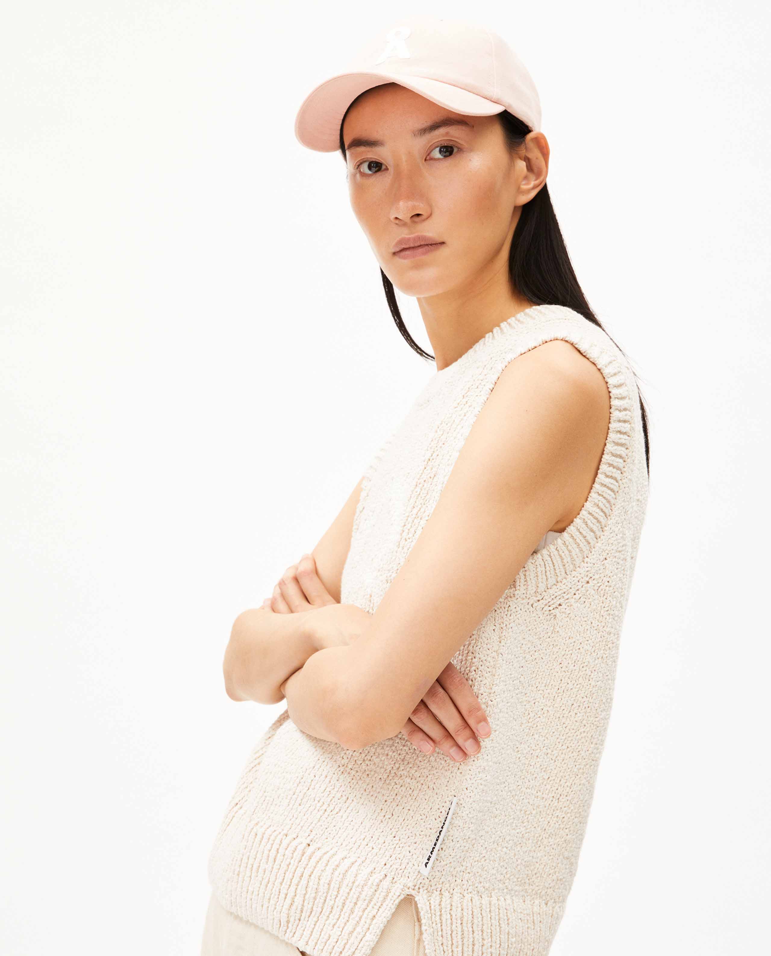 Marché Commun Pull Sans Manches Col Rond Imprimé Trèfle Ecru Armedangels