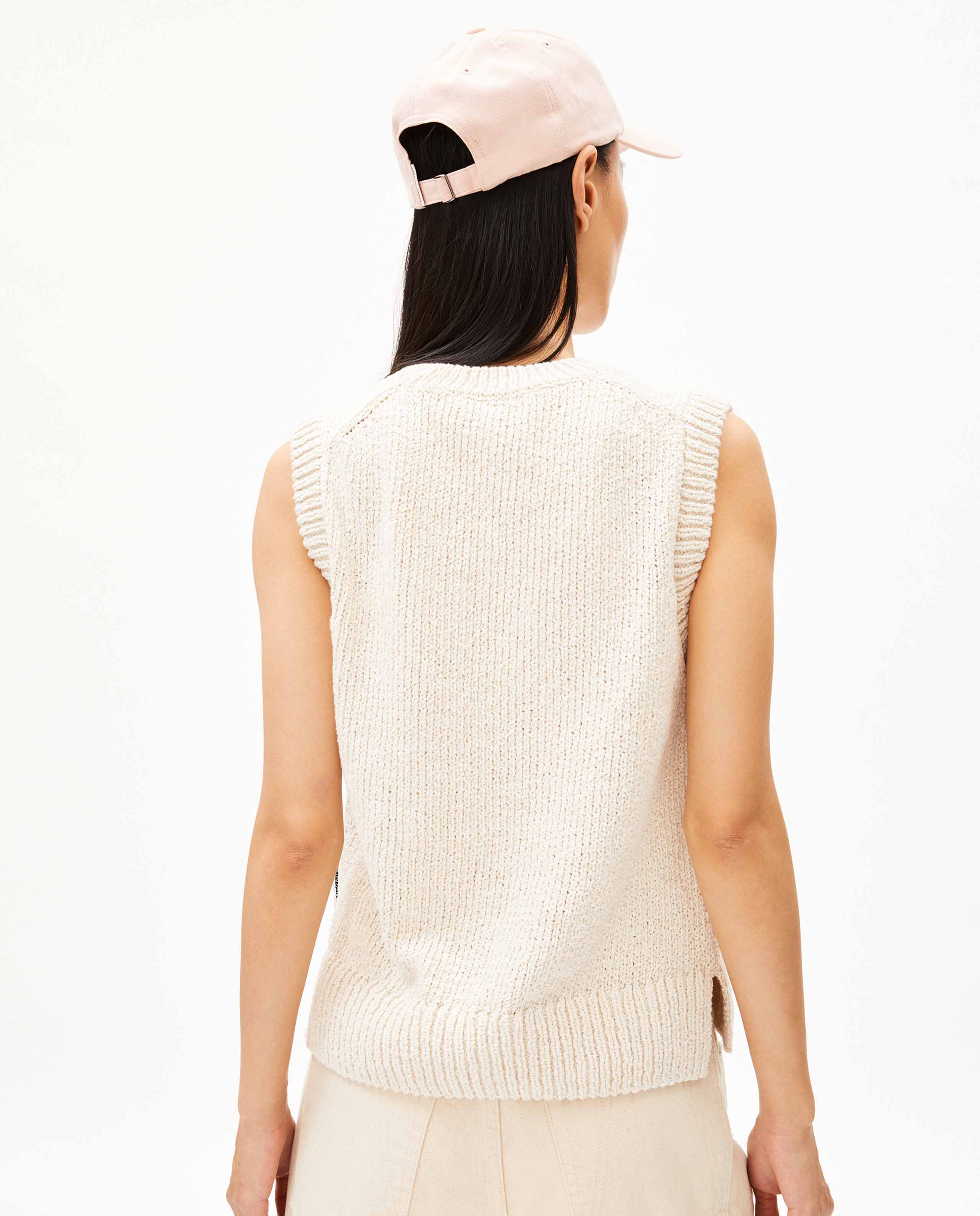 Marché Commun Pull Sans Manches Col Rond Imprimé Trèfle Ecru Armedangels