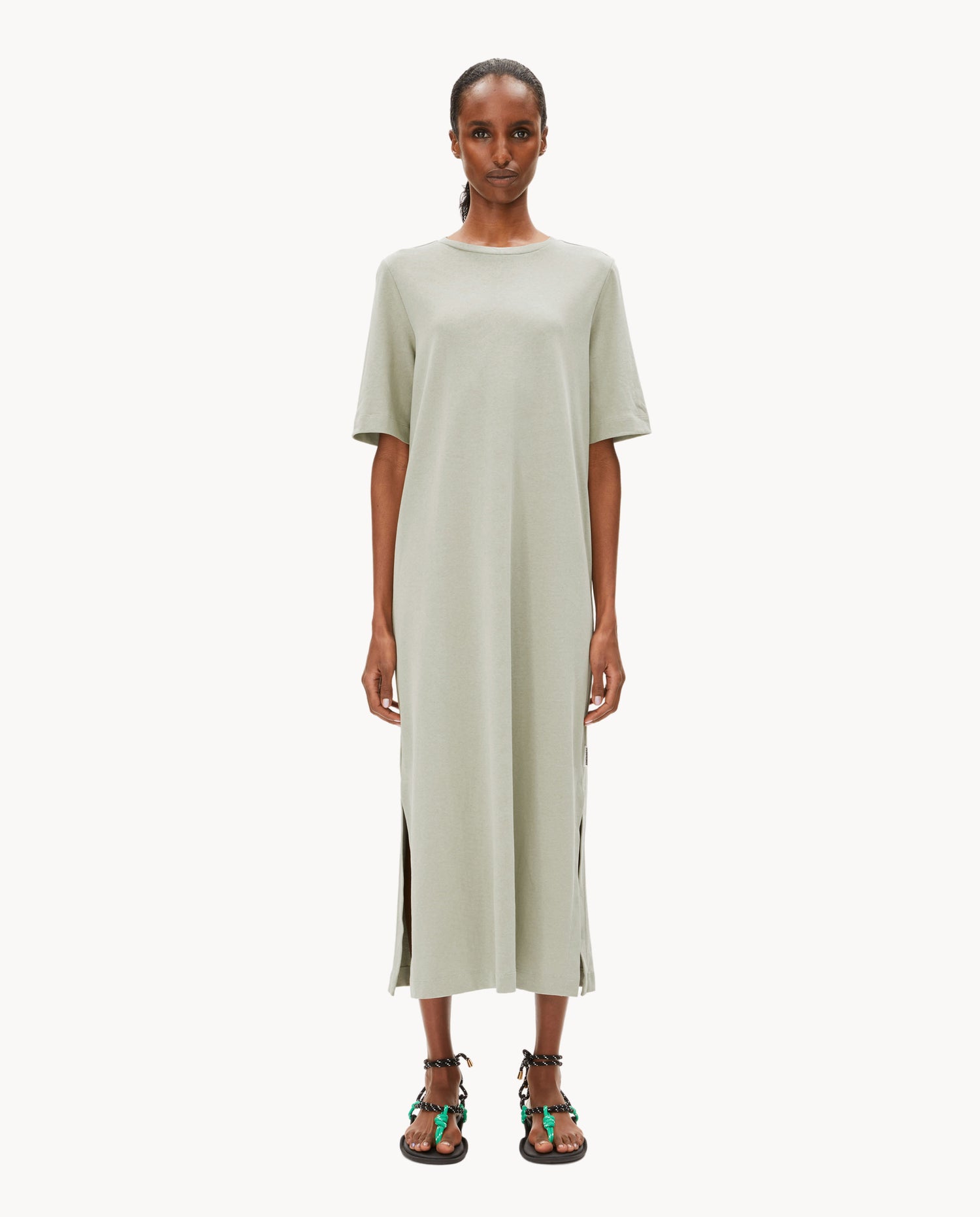 Robe t-shirt midi en coton bio et recyclé