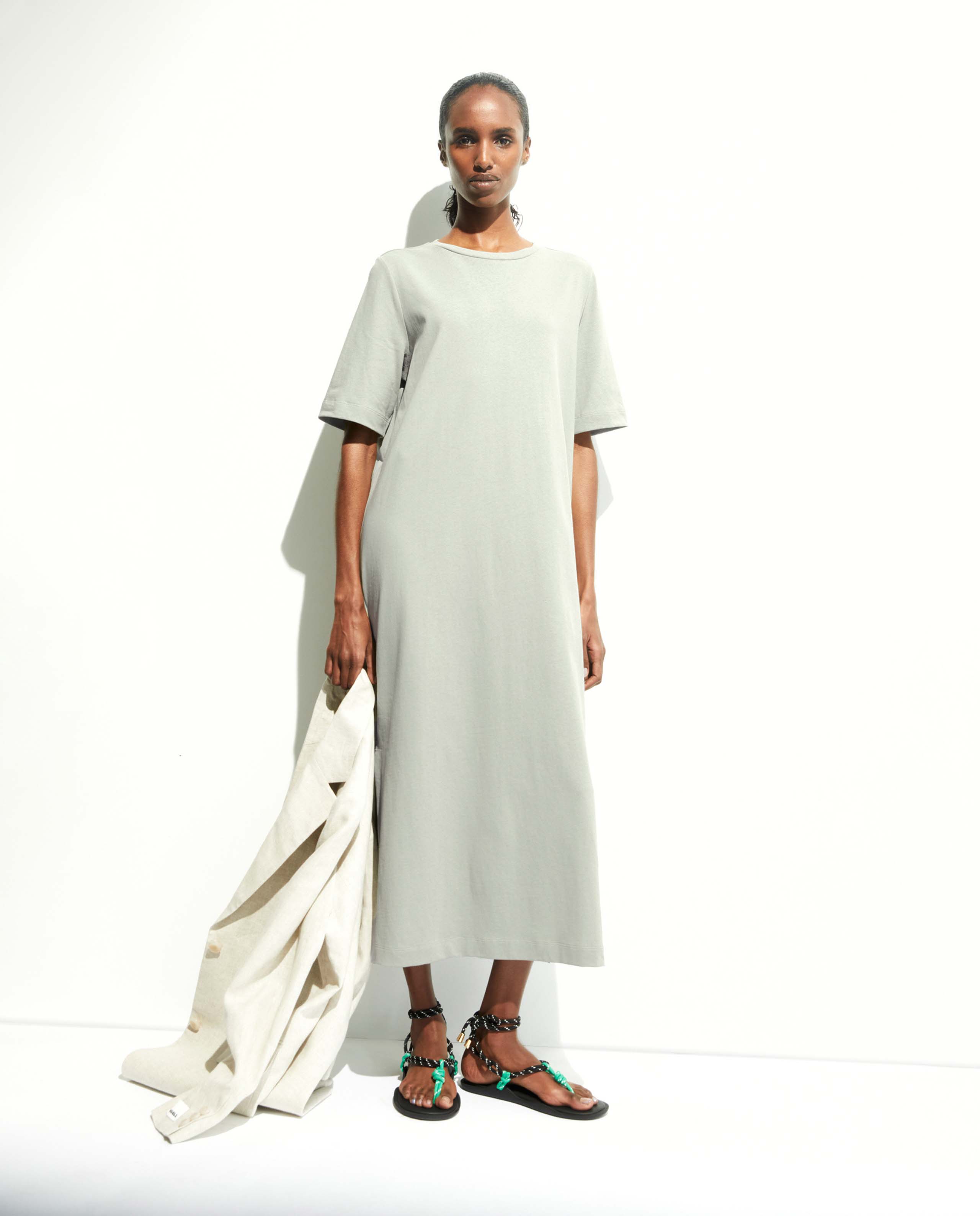 Robe t-shirt midi en coton bio et recyclé