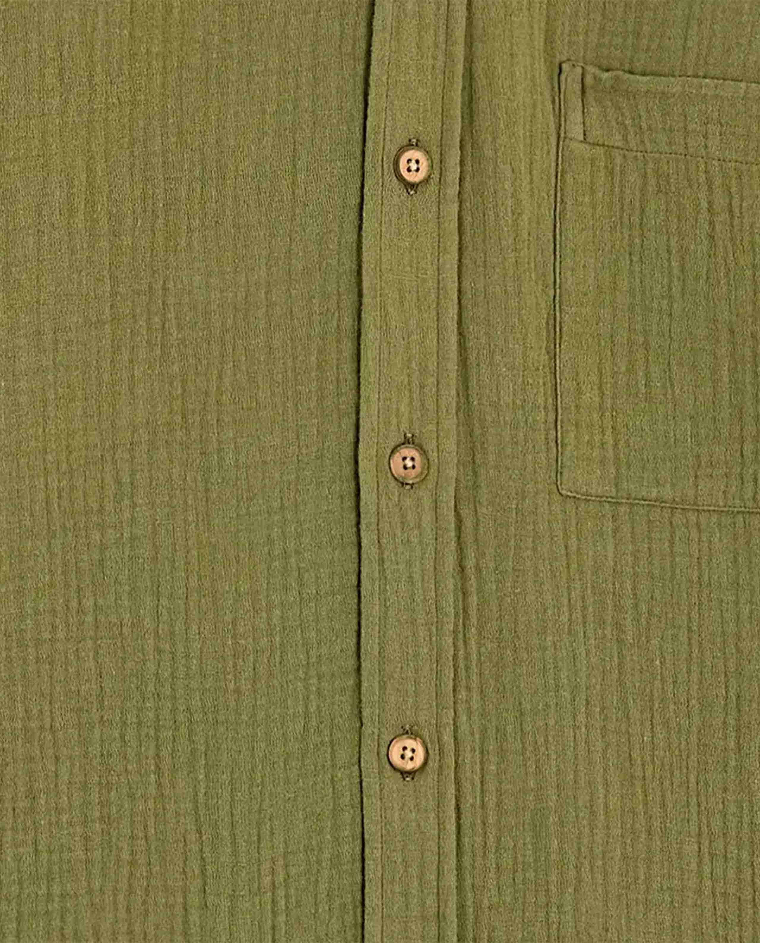 marché commun chemise gaufrée en coton bio vert olive bask in the sun