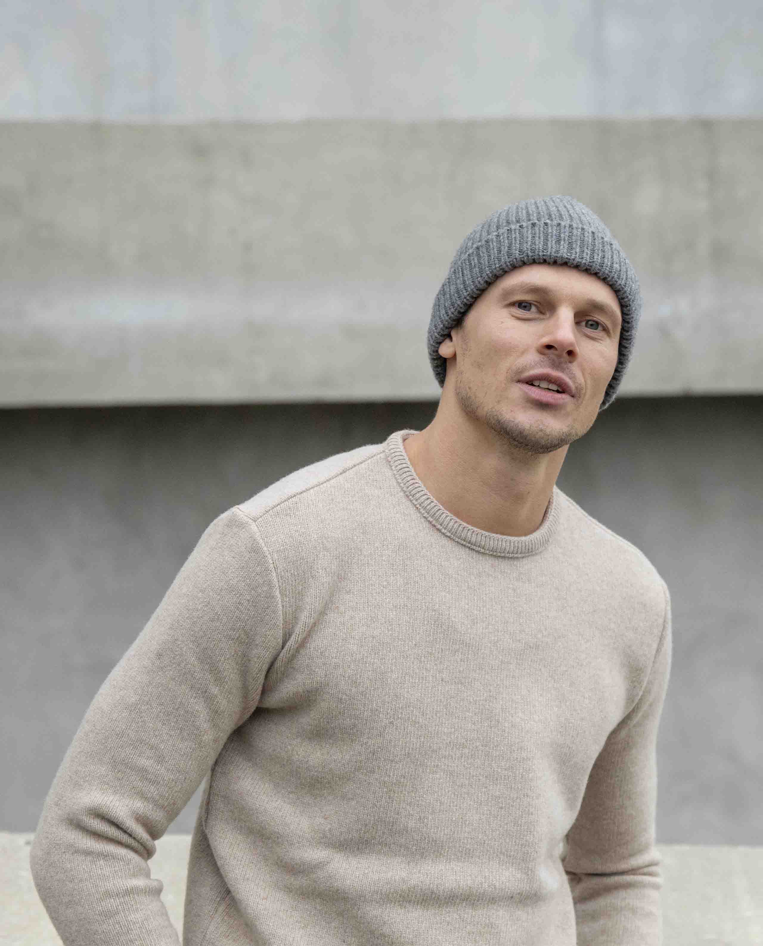 Marché Commun Cabane Bonnet Gris