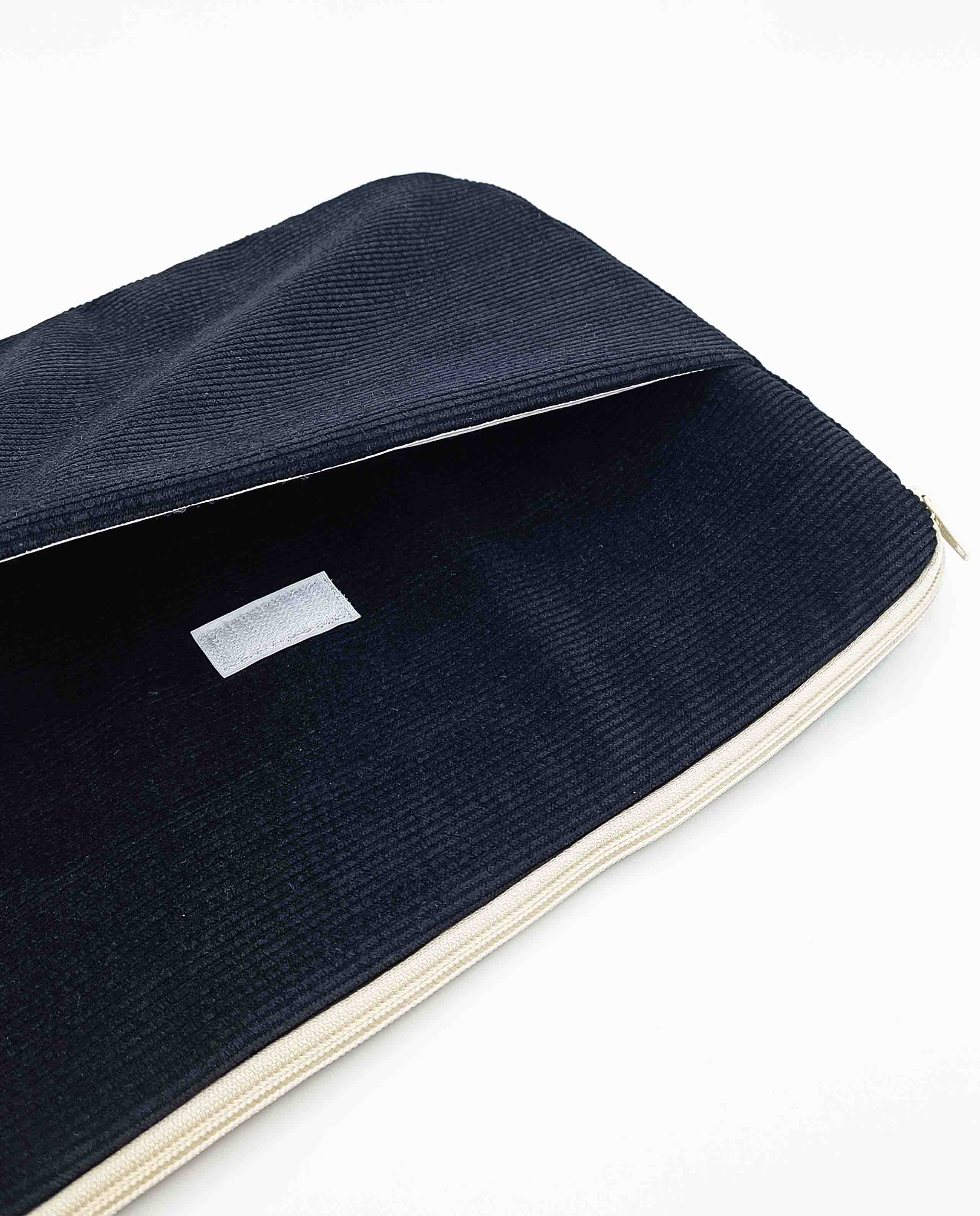 Marché Commun Homonoia Housse Ordinateur Velours Noir