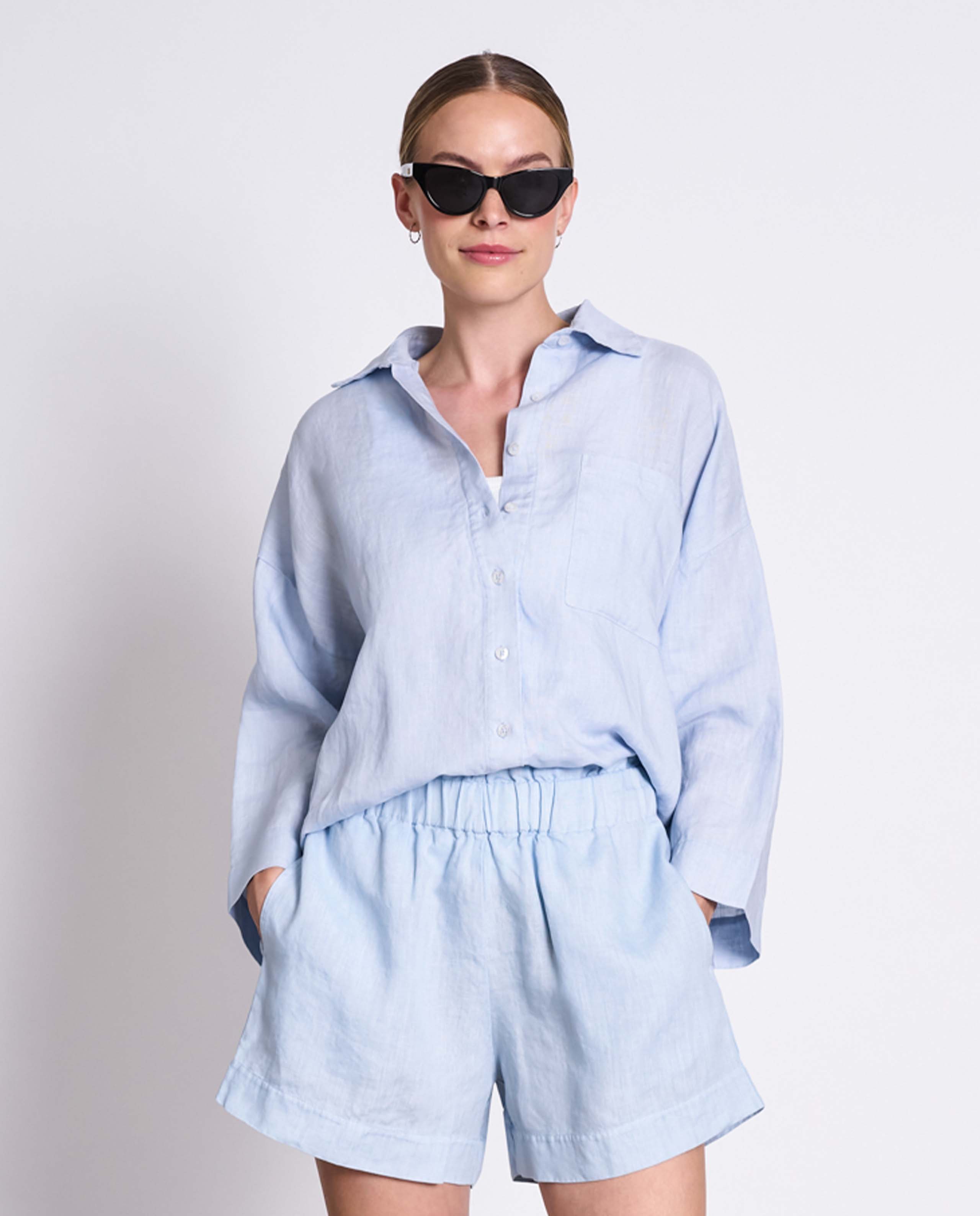 Marché Commun Blouse ample bleue en lin jan n june