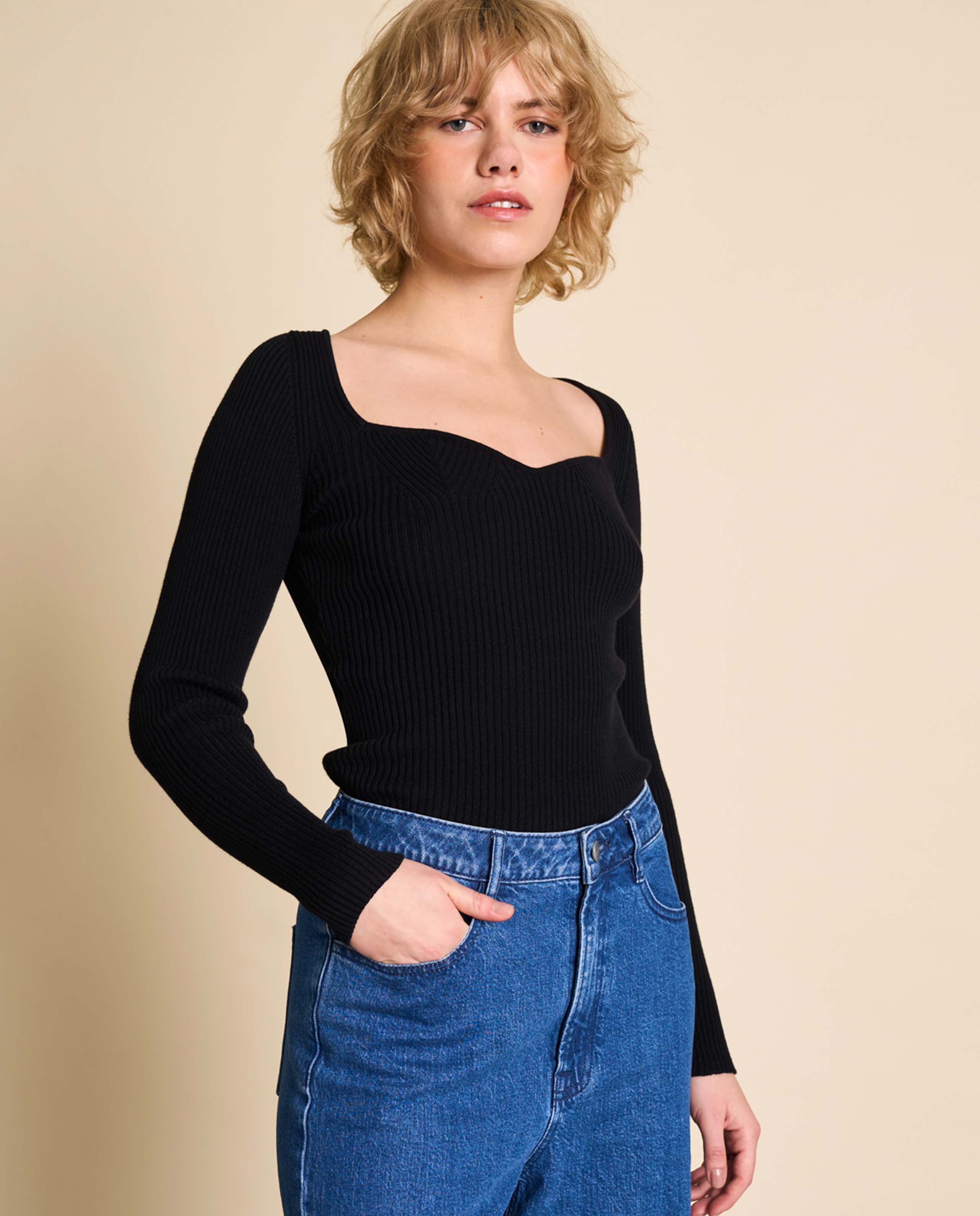 Top en maille bio à encolure cœur