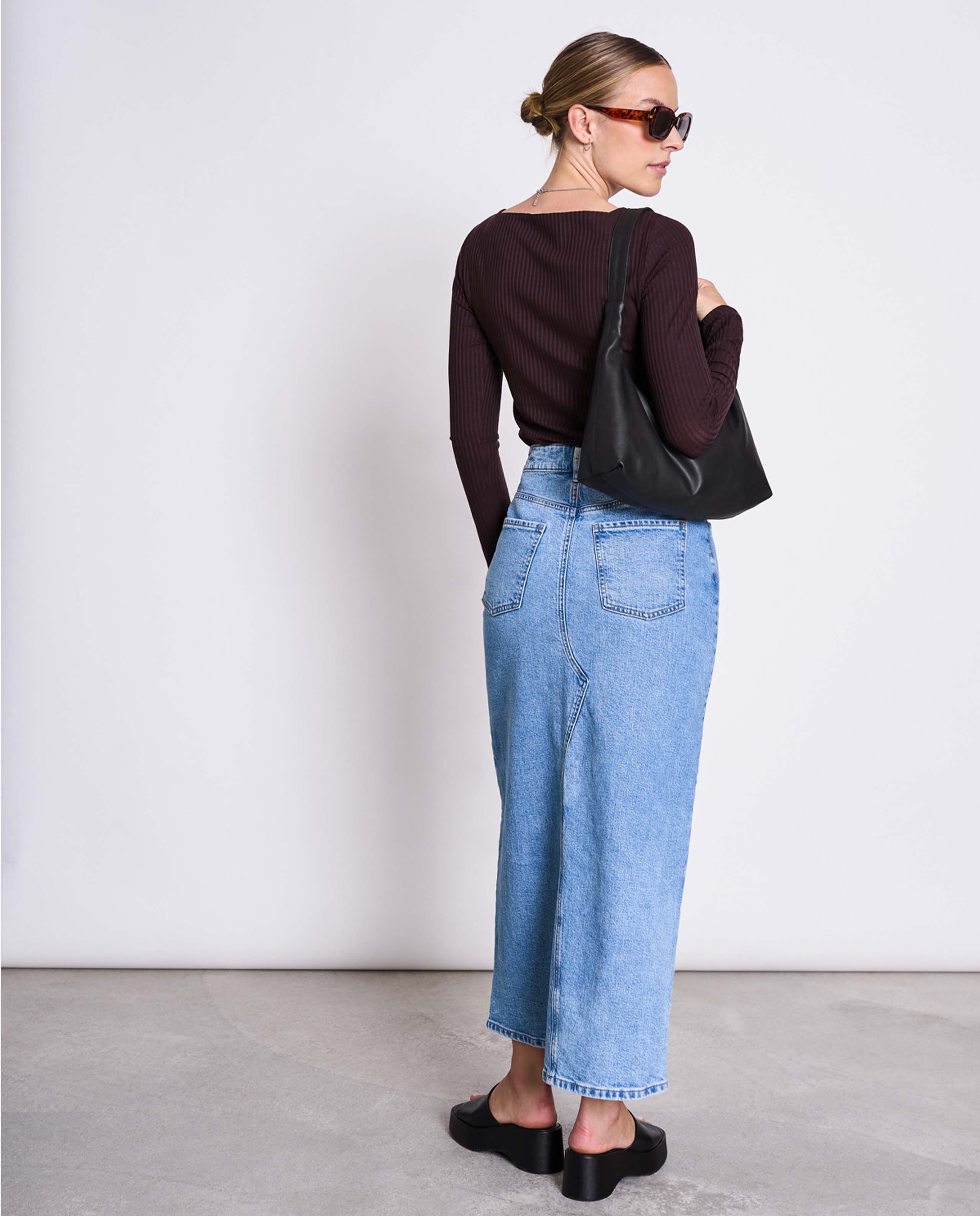 Marché Commun tshirt tencel col carré espresso jan&