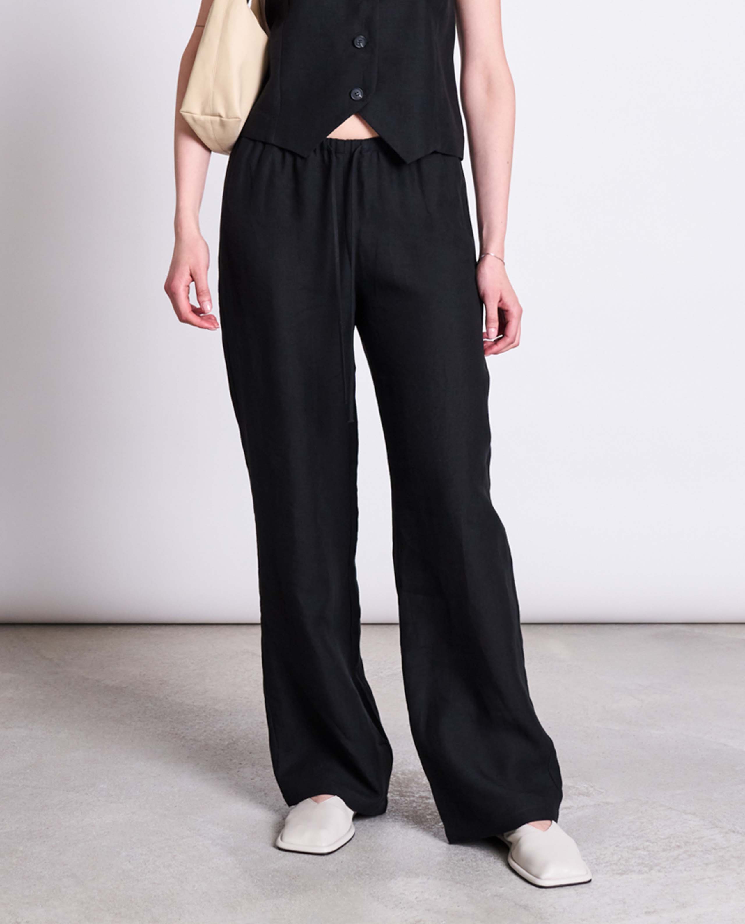 marché commun pantalon en lin noir jan n june