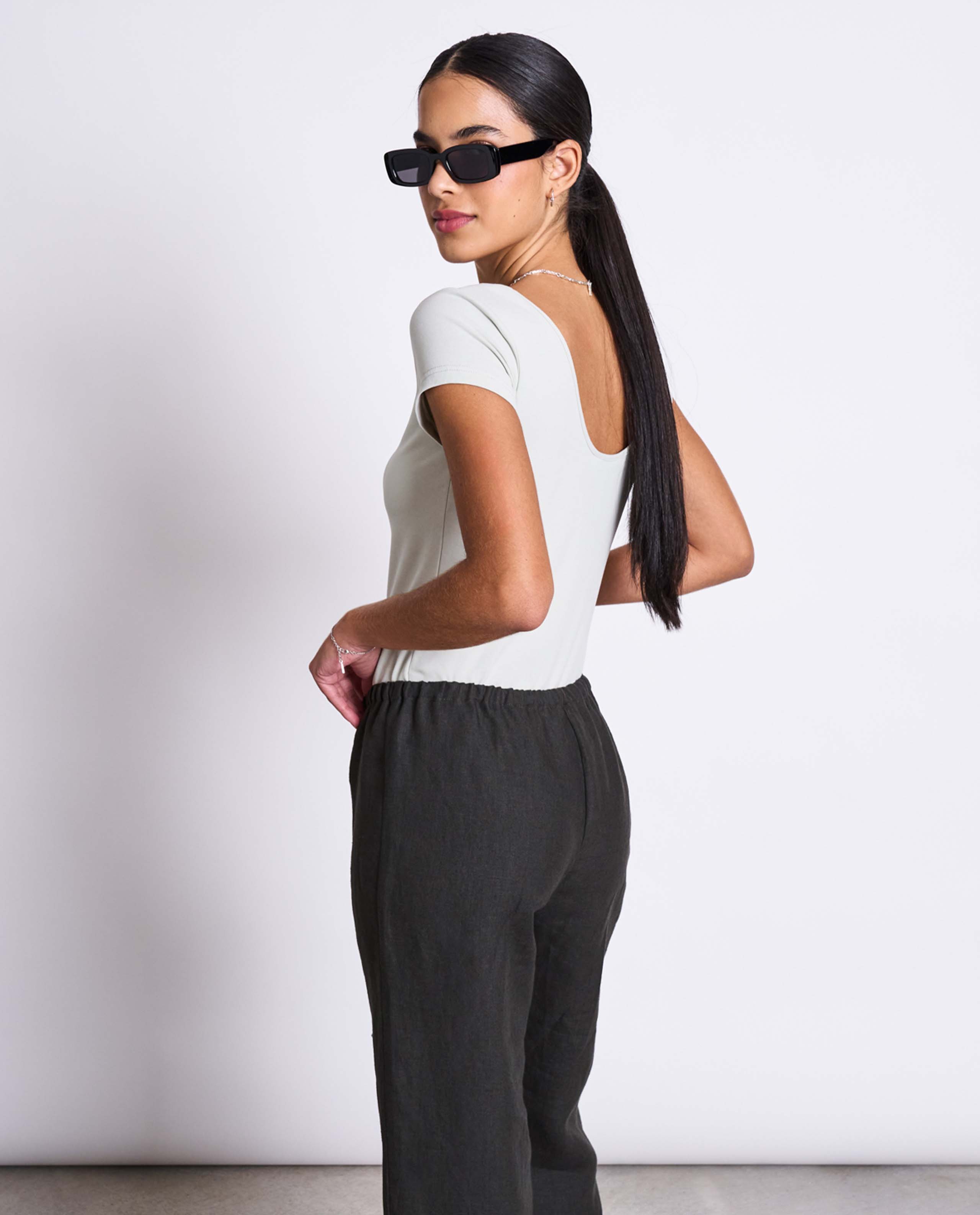 marché commun pantalon en lin noir jan n june