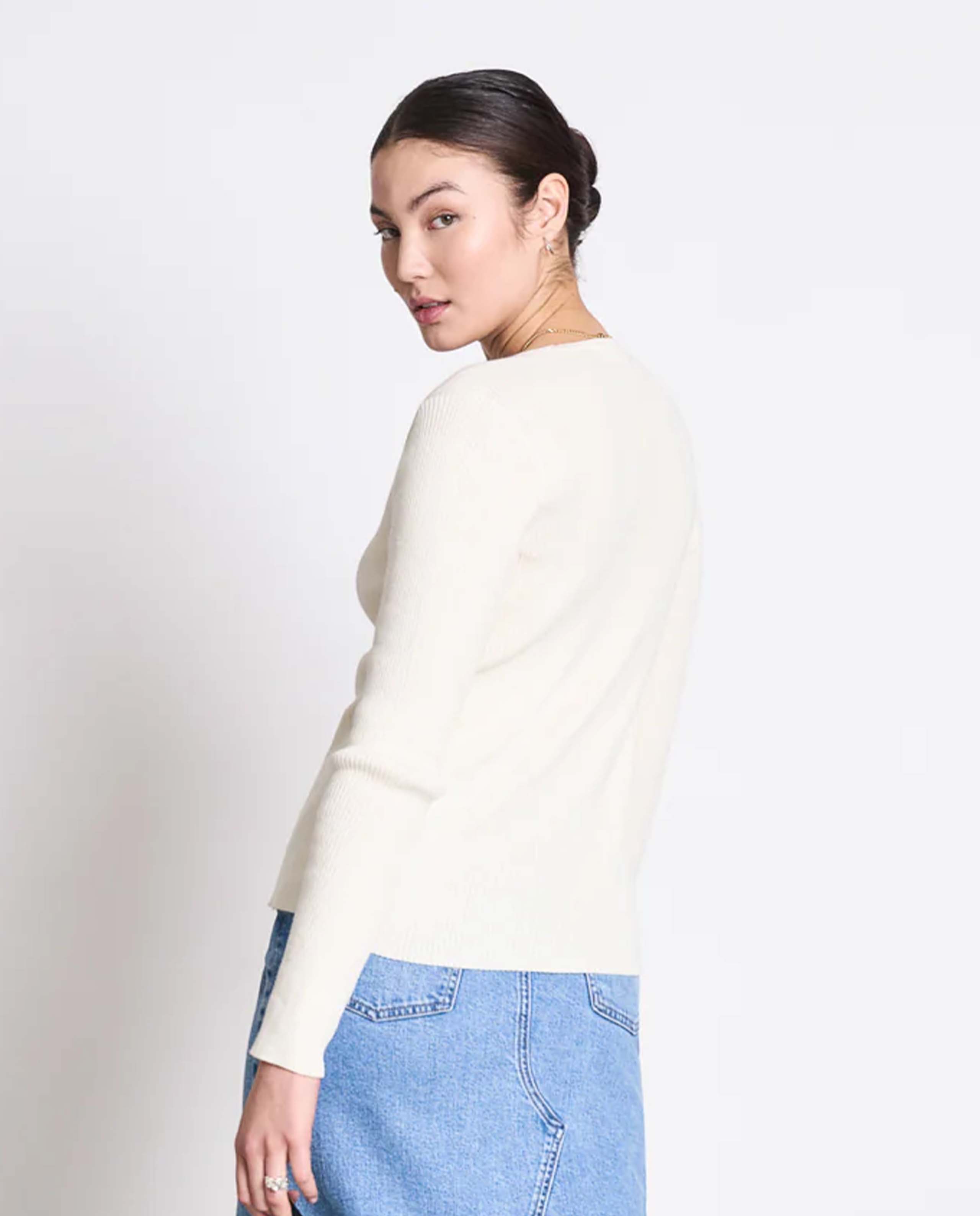 marché commun cardigan noué en coton bio blanc cassé jan n june