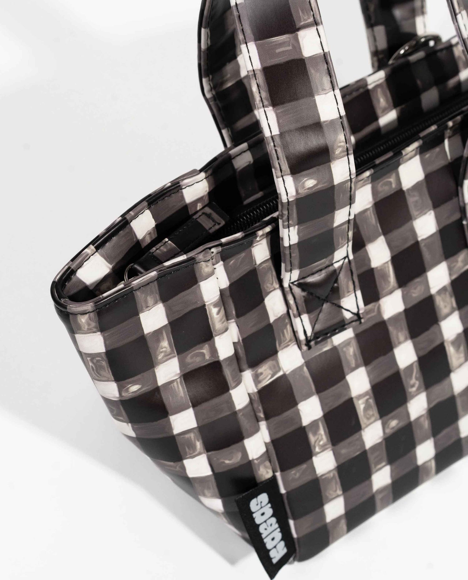 Sac à main imperméable recyclé
