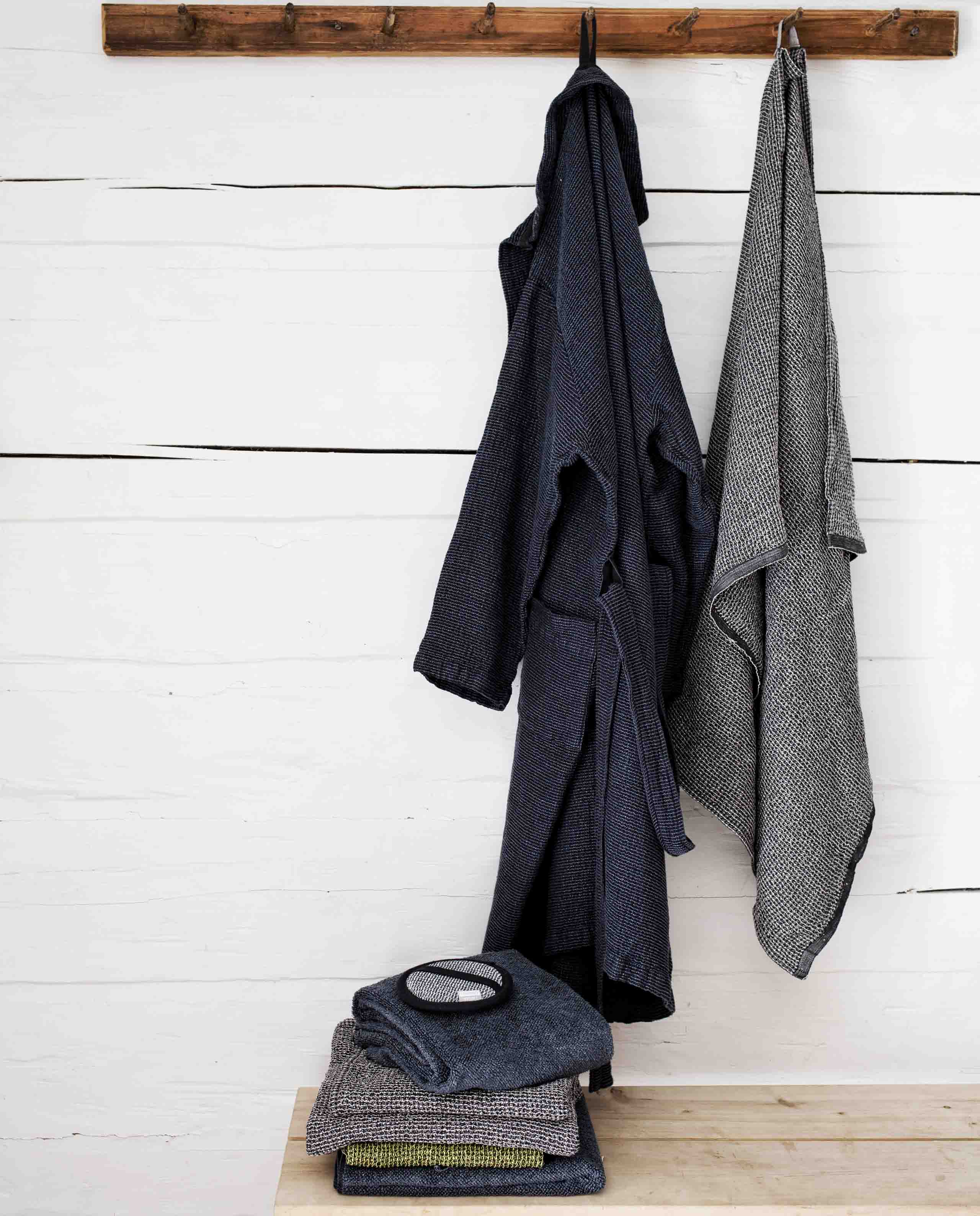 Marché Commun Serviette de bain en Lin Couleur Noire Lapuan Kankurit