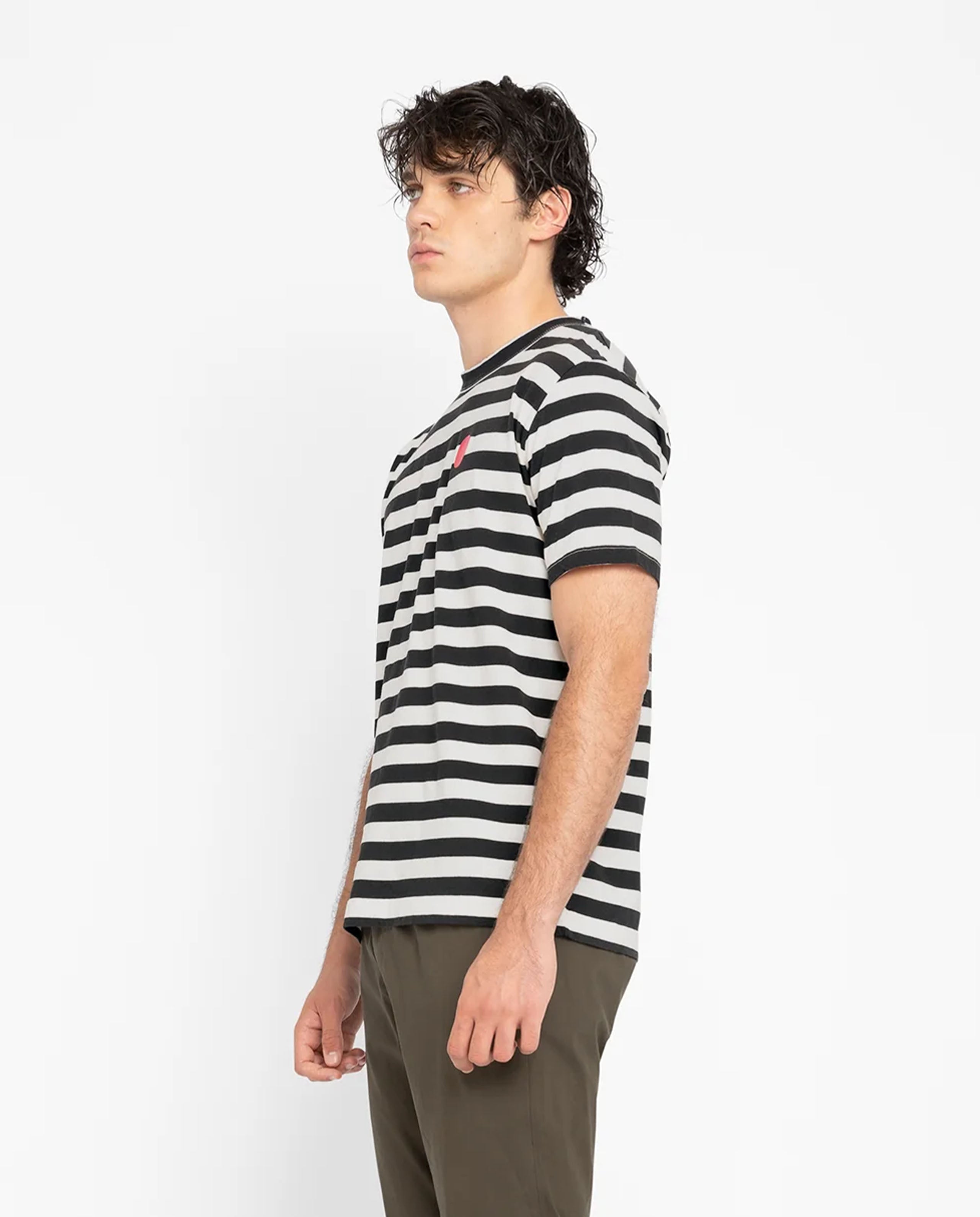 Marché Commun t-shirt rayé en coton bio anthracite Loreak mendian