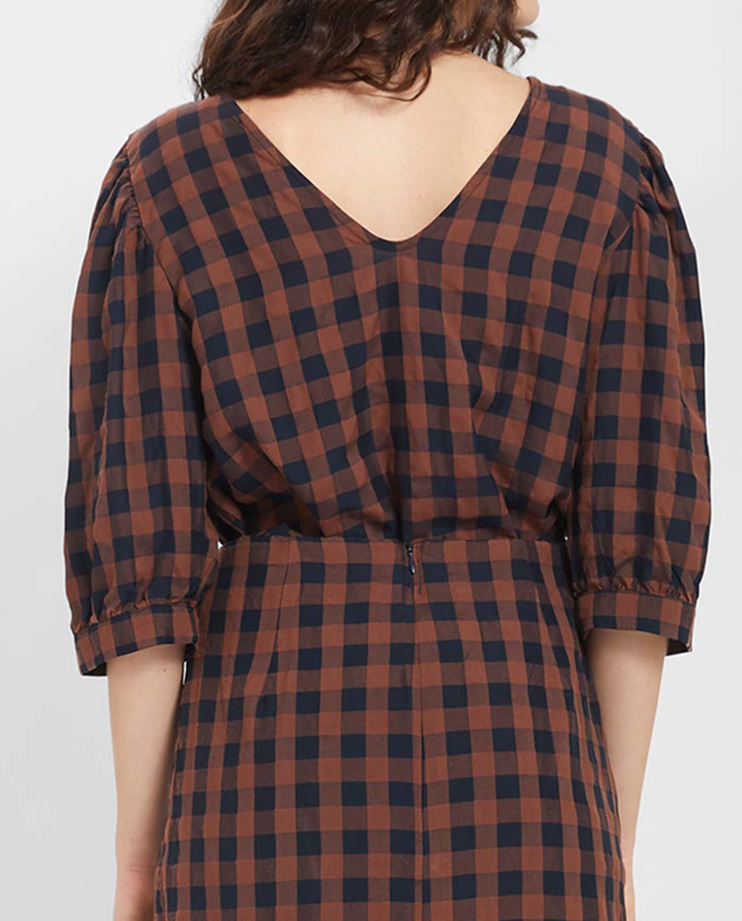 MARCHÉ COMMUN Blouse à carreaux marron et bleu marine en tencel Loreak Mendian
