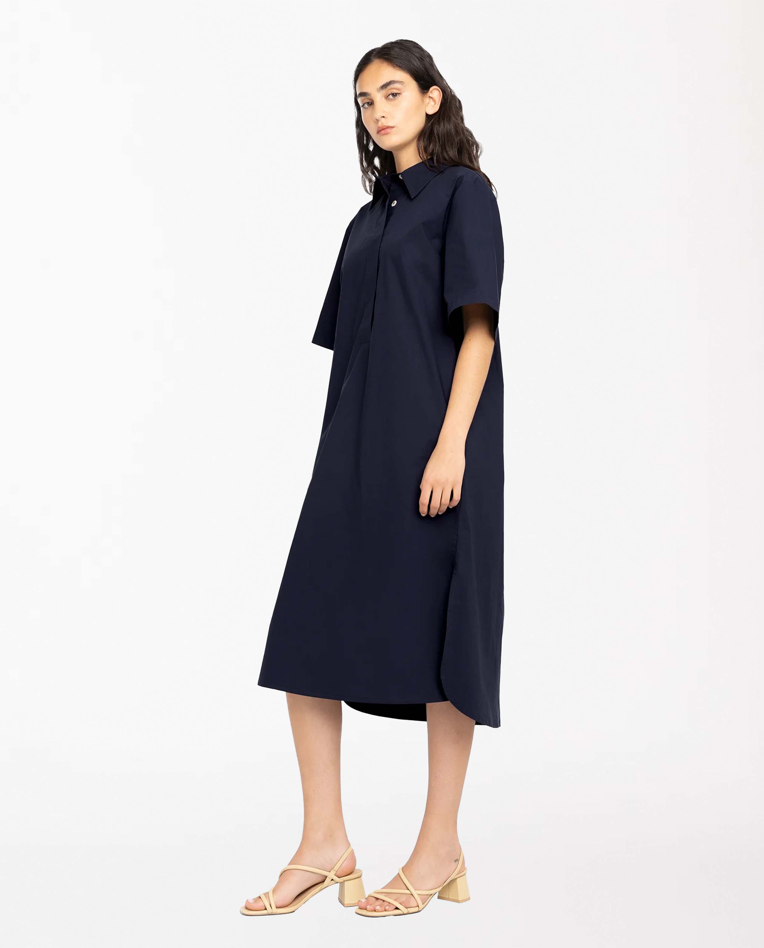 Marché Commun robe chemise midi en coton bio bleu navy Loreak mendian