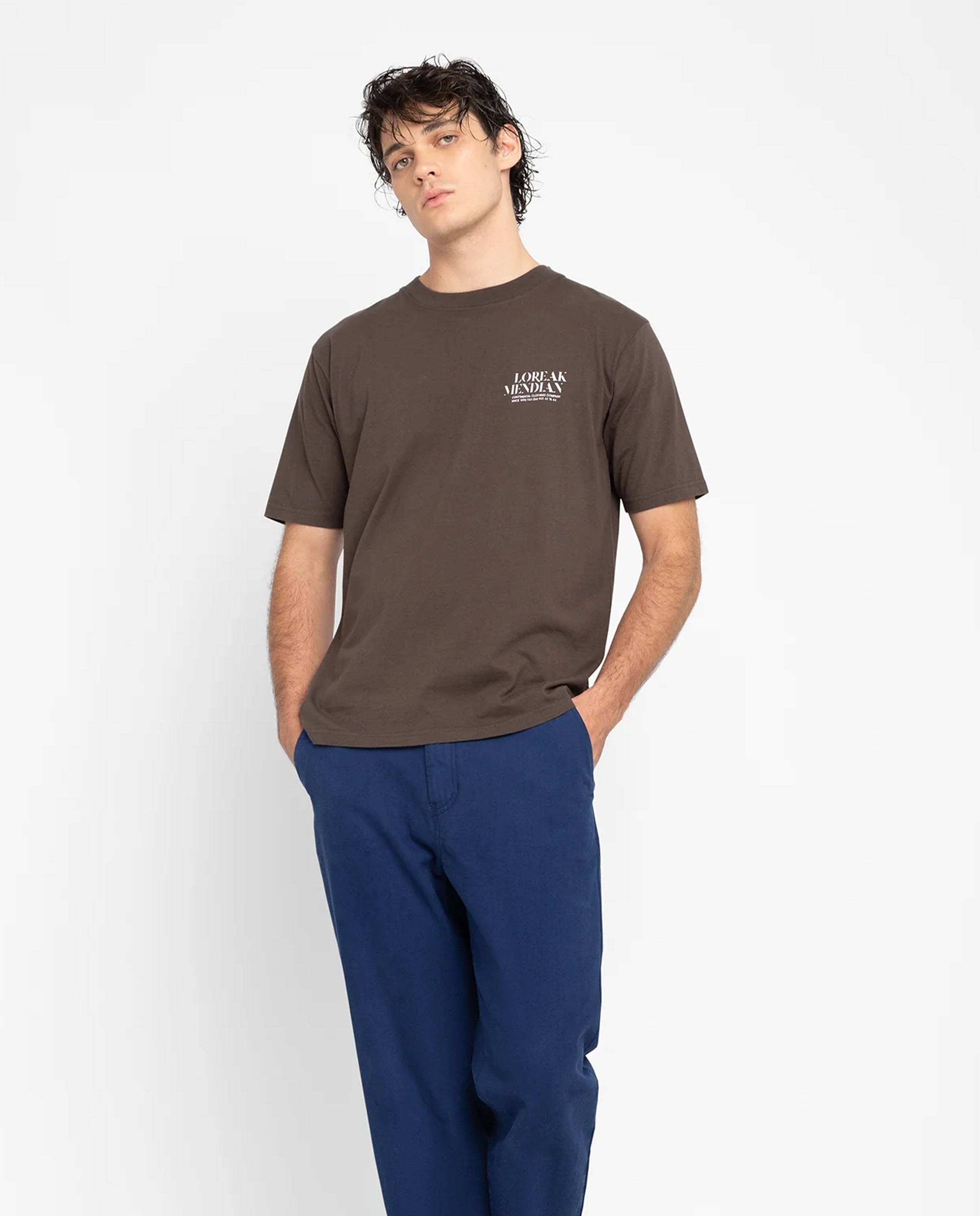 Marché Commun T-shirt en coton bio dark chocolate imprimé fleurs Loreak Mendian