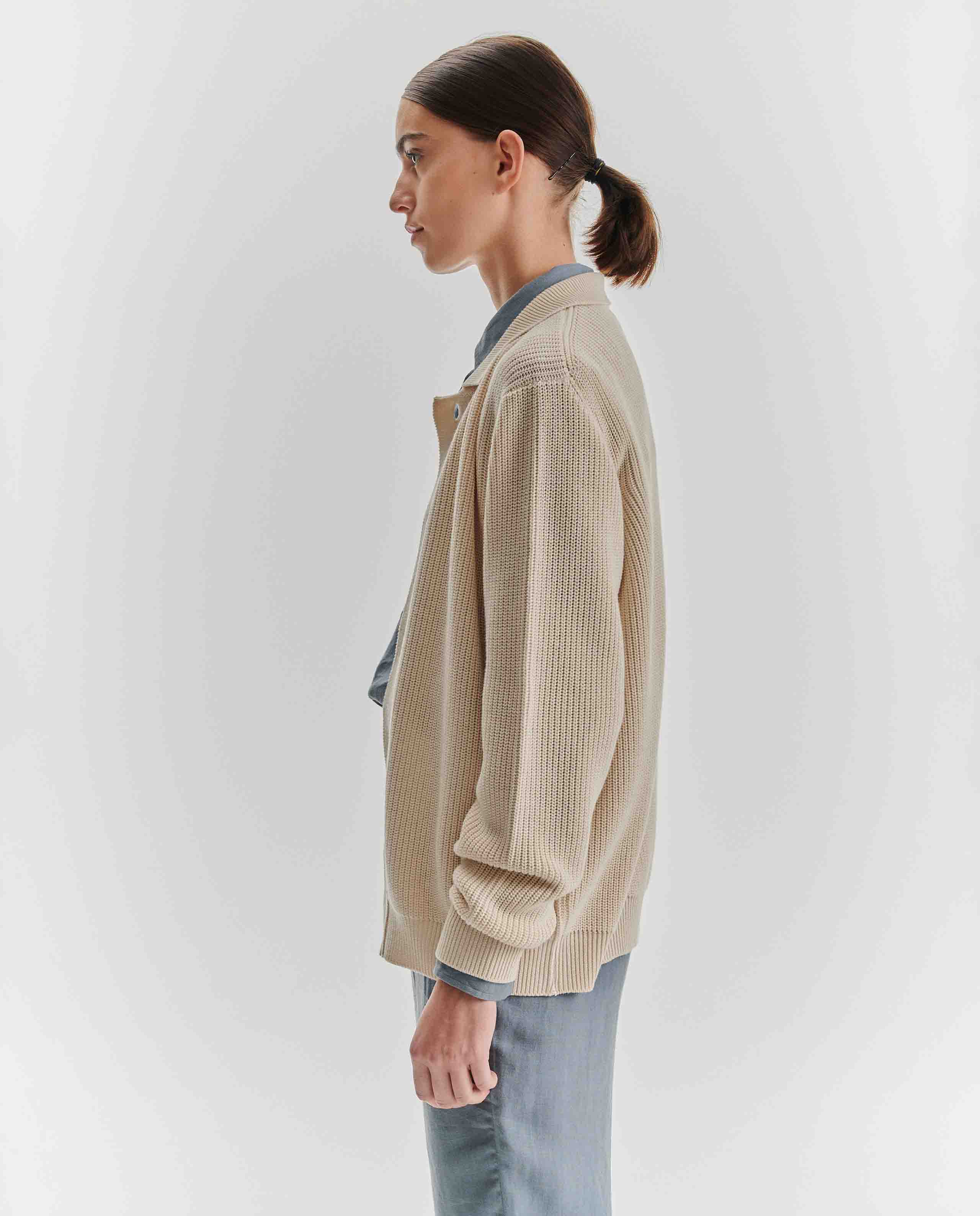 Marché Commun Cardigan en laine mérinos et coton bio ecru femme noyoco