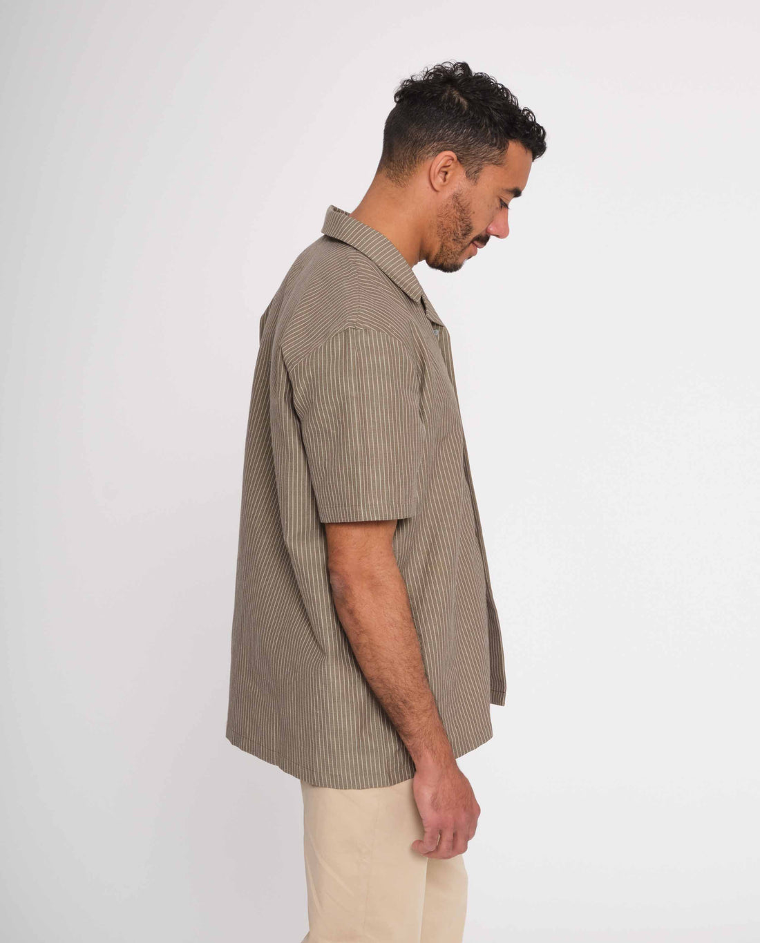 marché commun noyoco homme chemise manches courtes rayée gris taupe