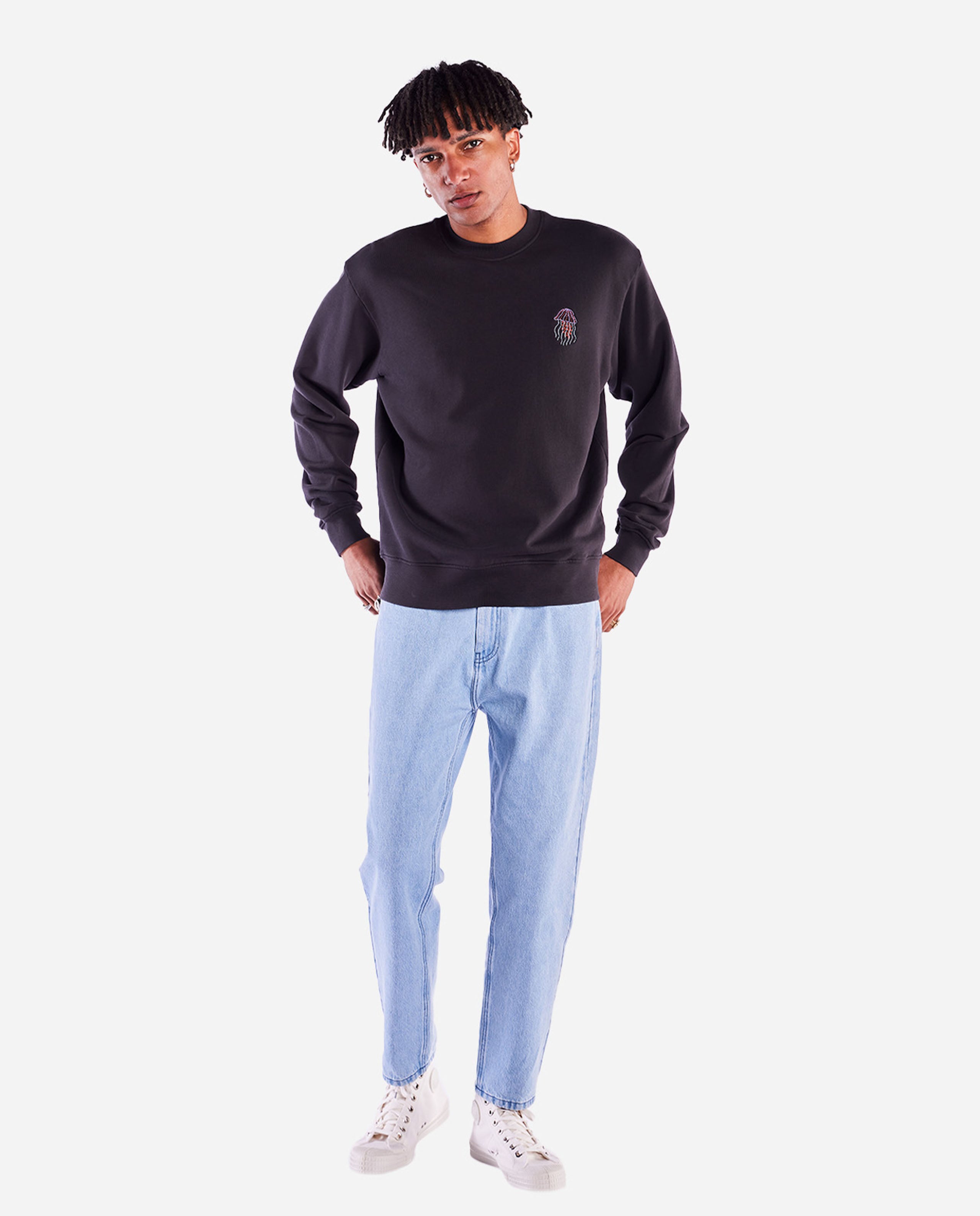 marché commun sweatshirt imprimé en coton bio noir olow