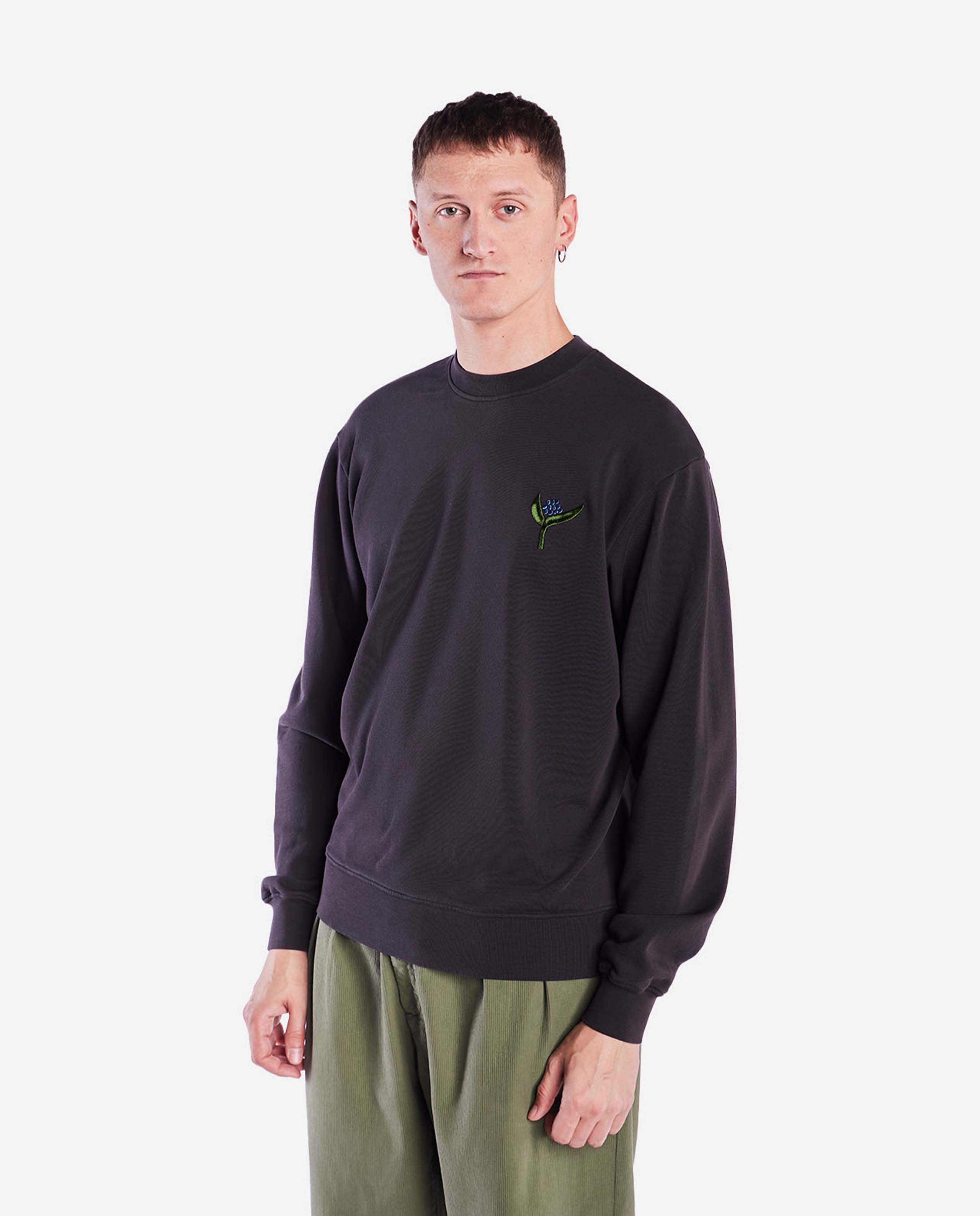 marché commun sweatshirt imprimé en coton bio noir olow