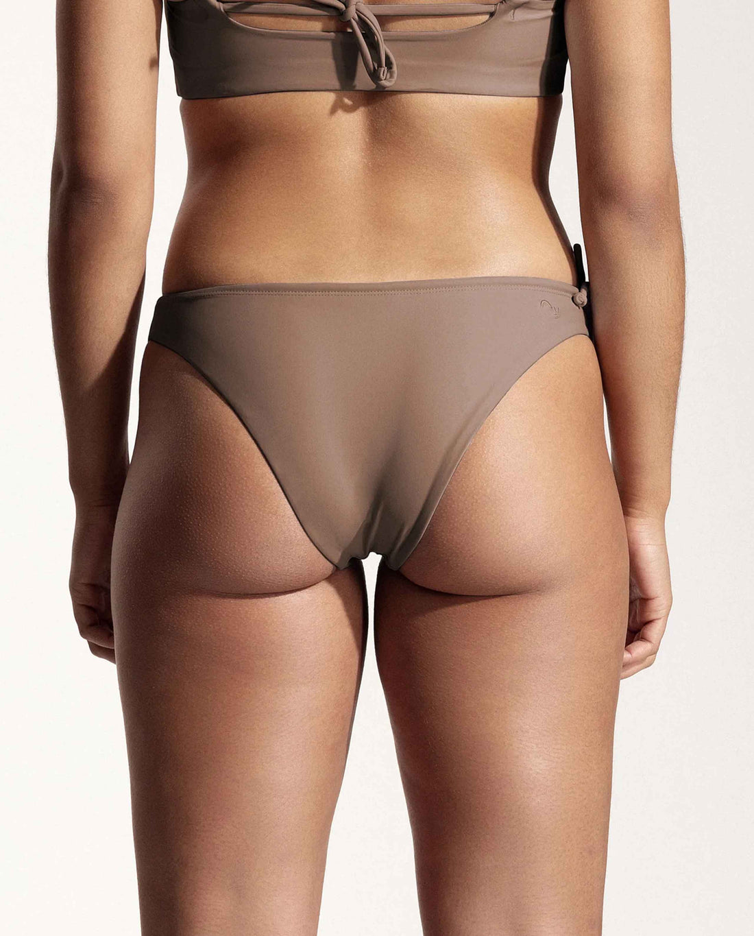 marché commun bas de maillot noué taupe oy surf