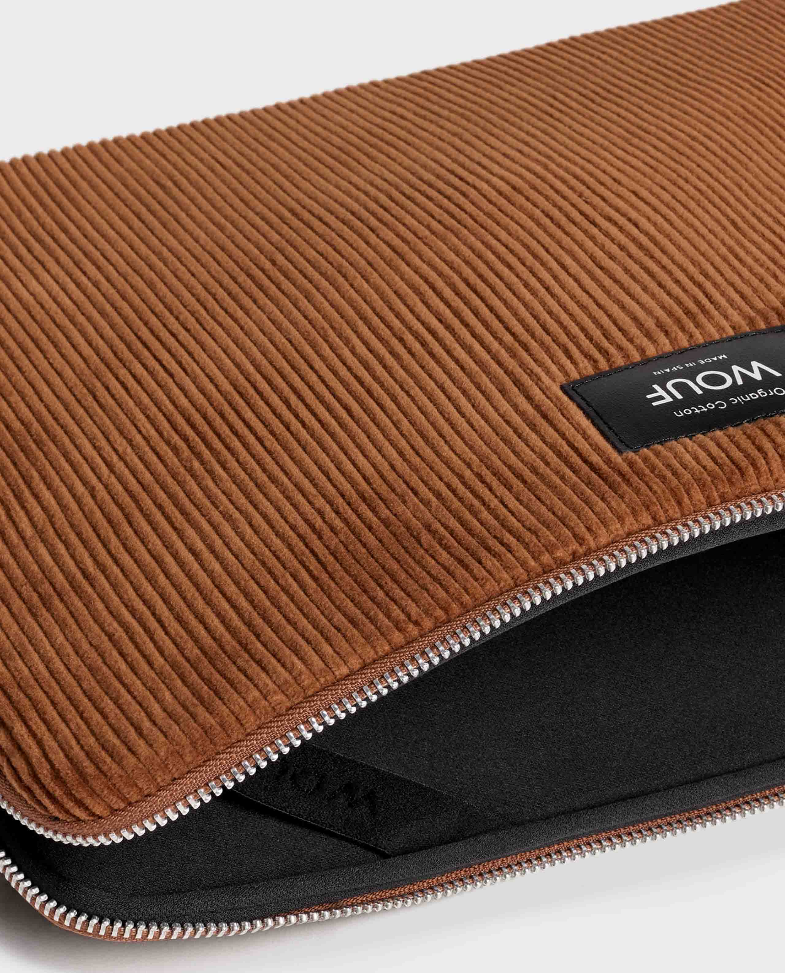 Marché Commun Wouf Housse Ordinateur Caramel