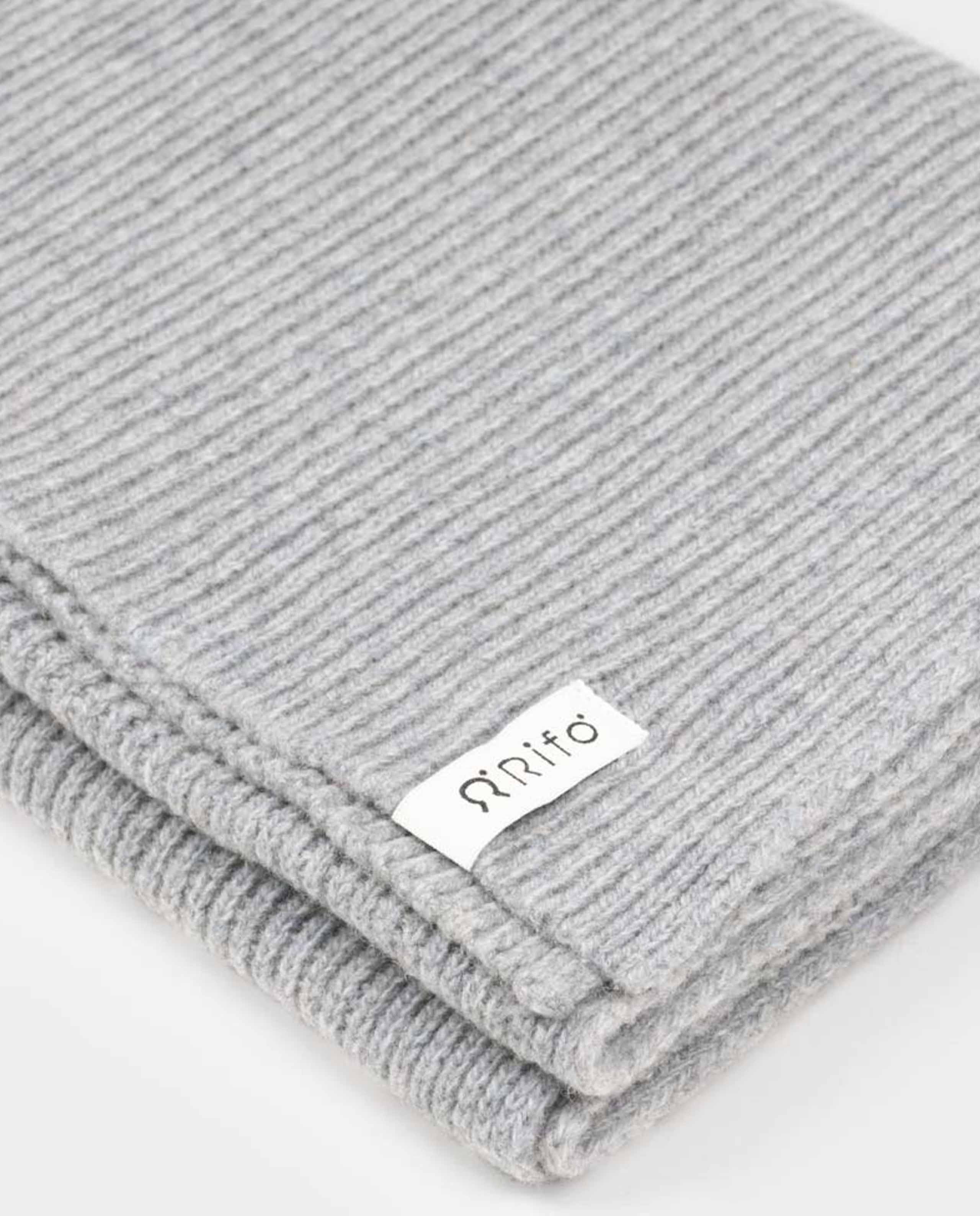 Écharpe en cachemire et laine recyclés