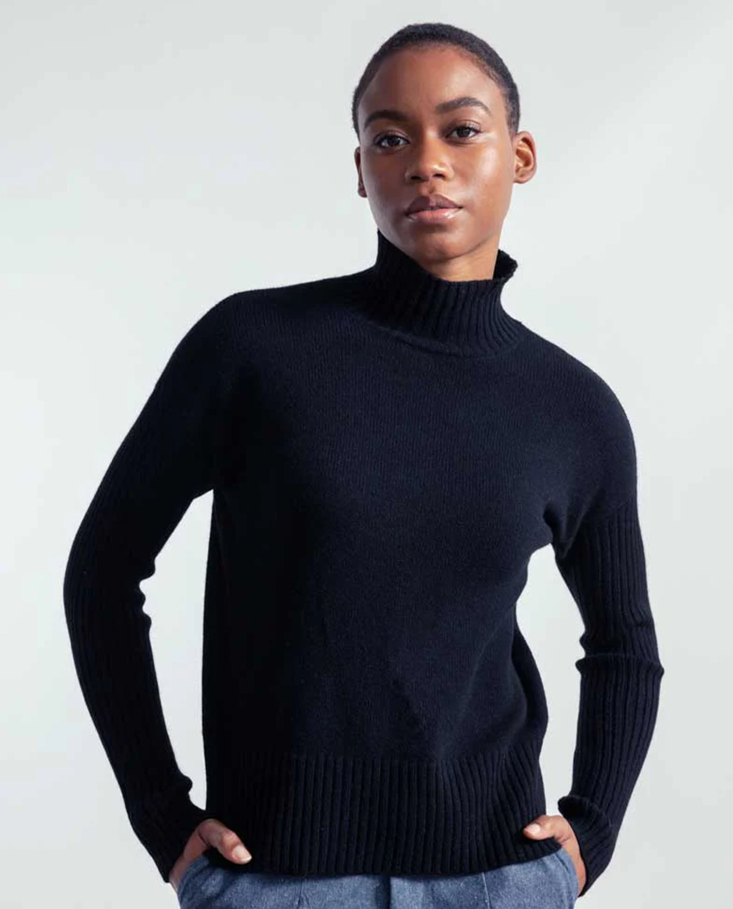 Pull col montant en cachemire et laine recyclés