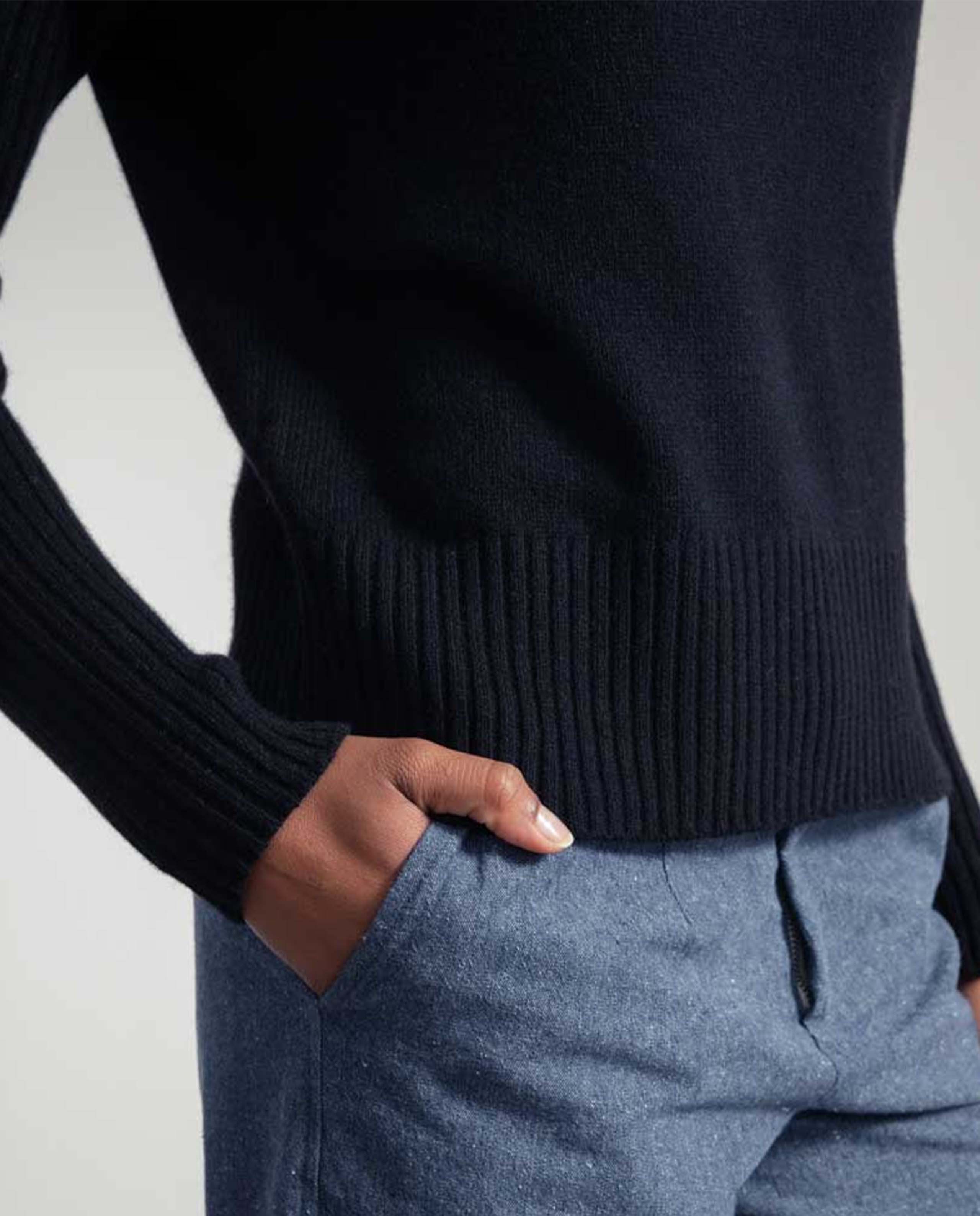 Pull col montant en cachemire et laine recyclés