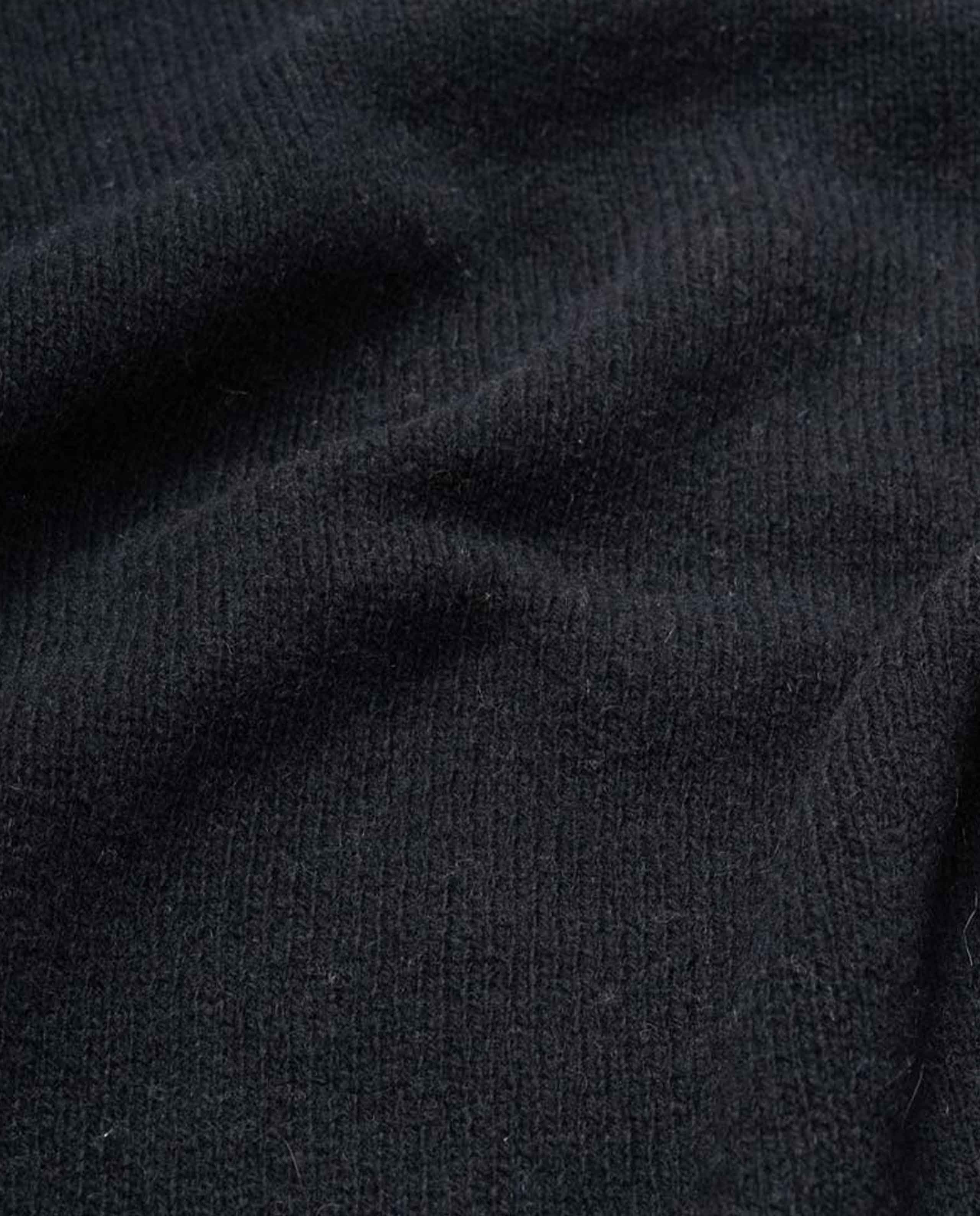 Pull col montant en cachemire et laine recyclés