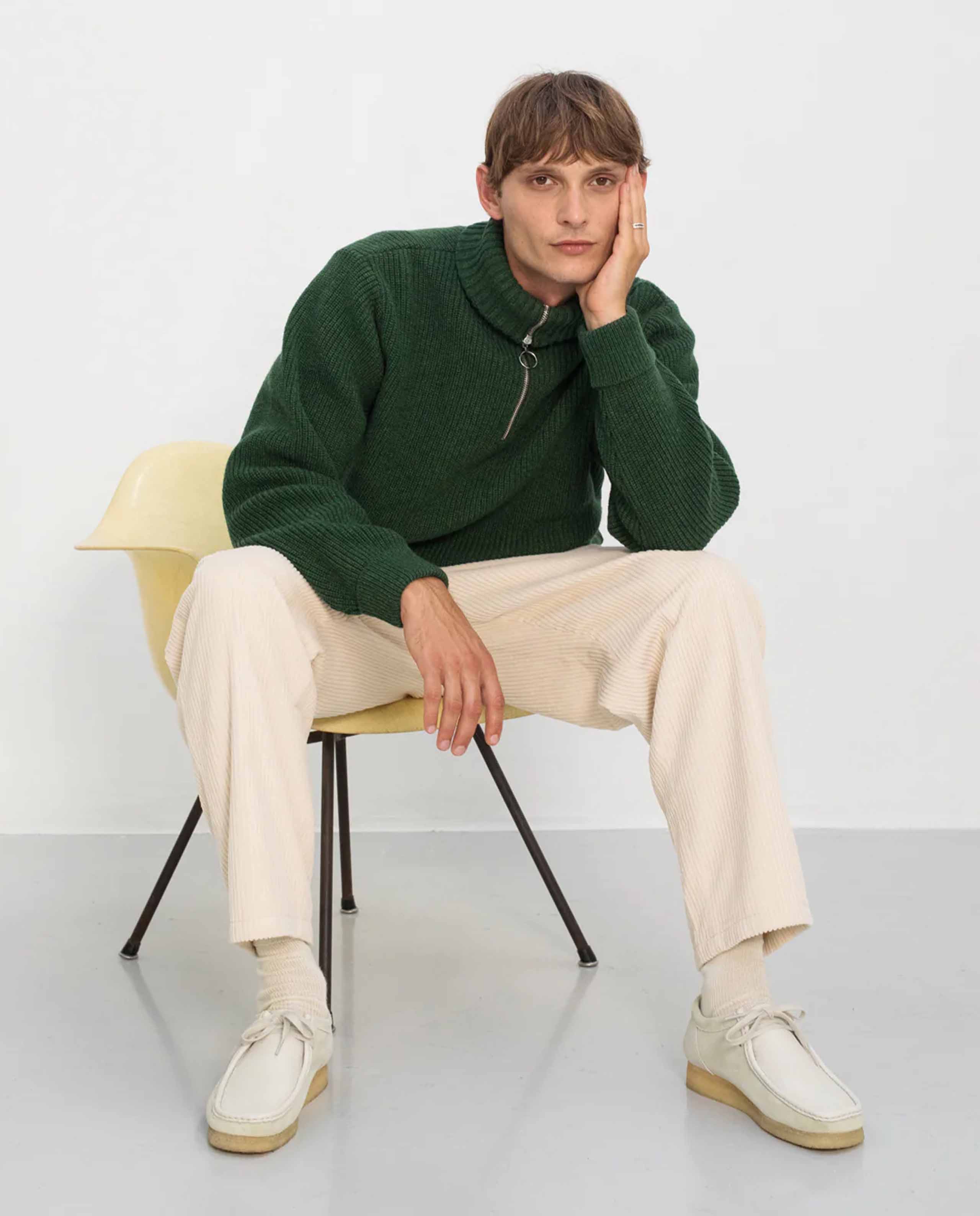 marché commun pull col zippé en laine et nylon recyclés vert rotholz