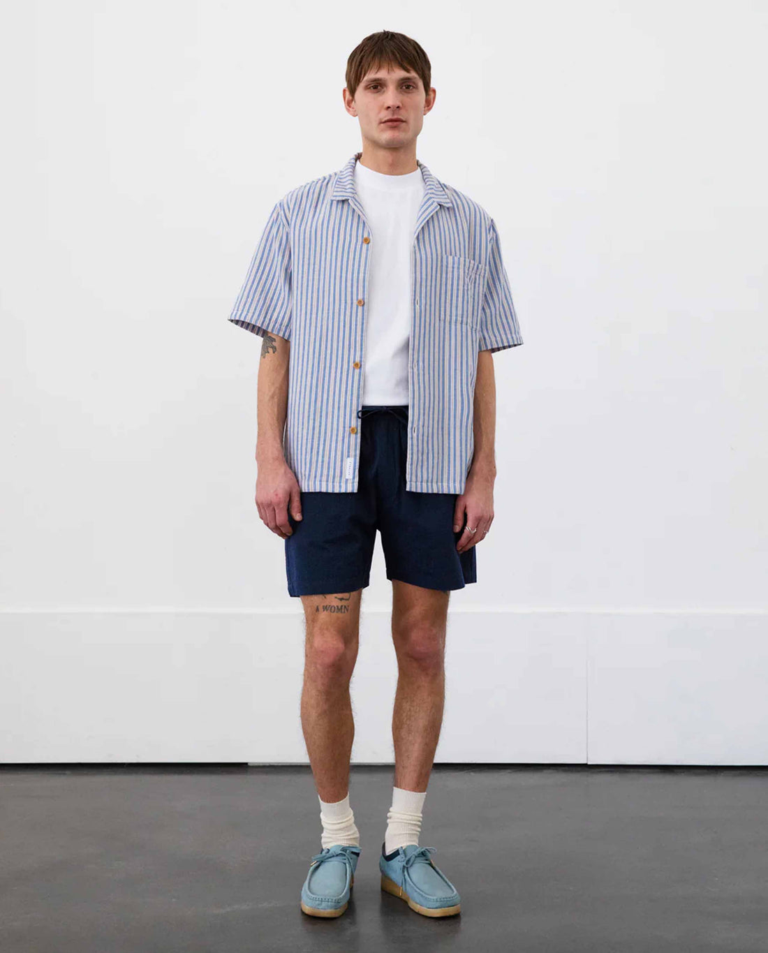 marché commun short gaufré en coton bio bleu marine rotholz