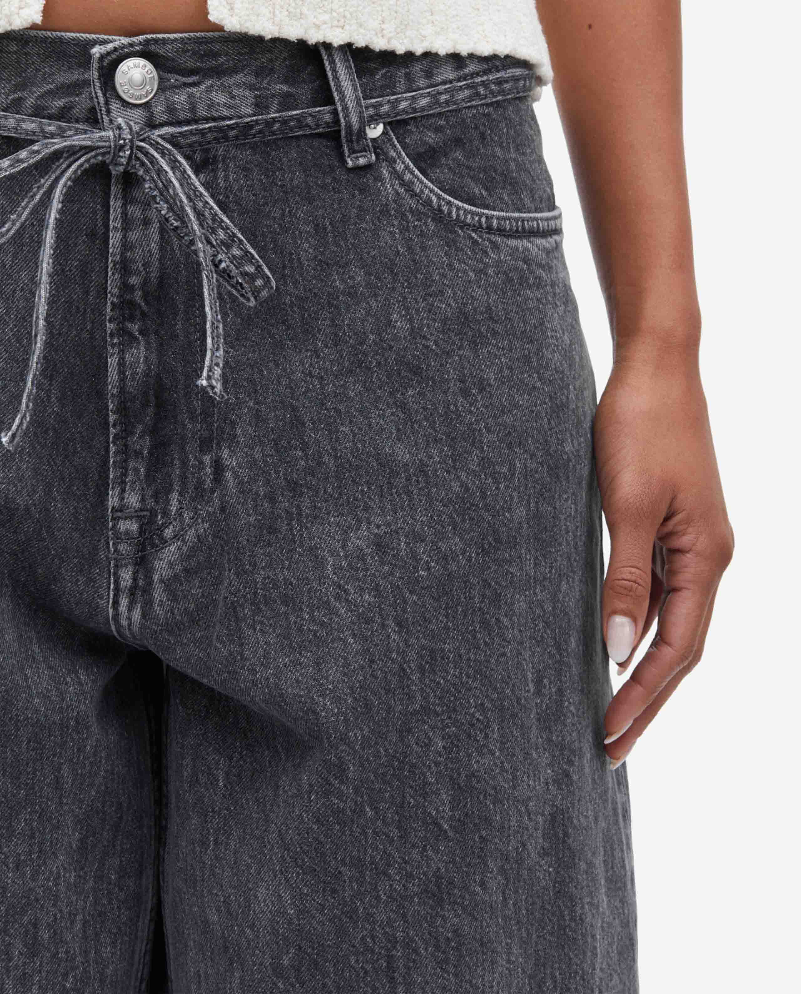 marché commun jean large en coton bio gris anthracite samsoe samsoe