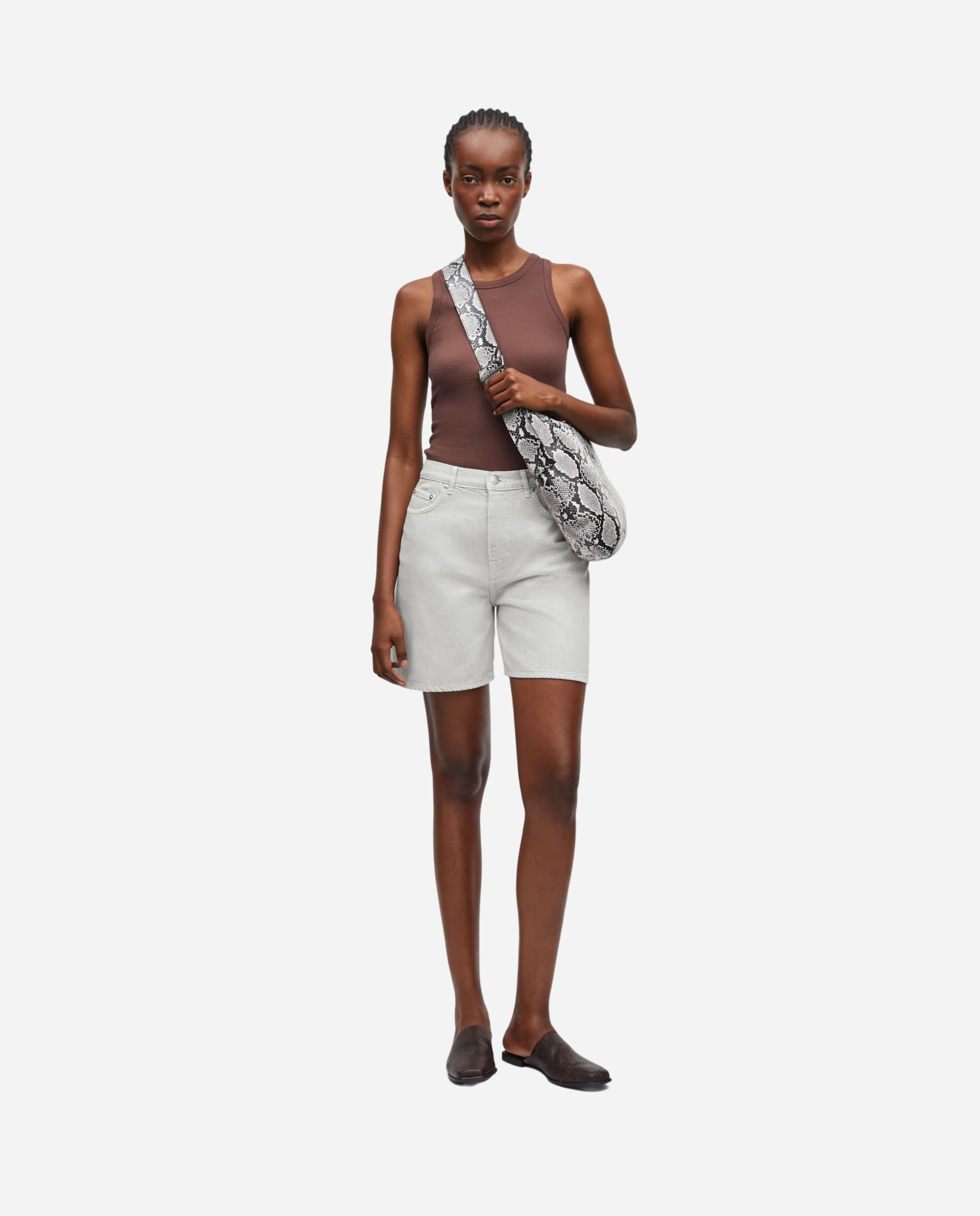 marché commun bermuda en denim bio blanc samsoe samsoe