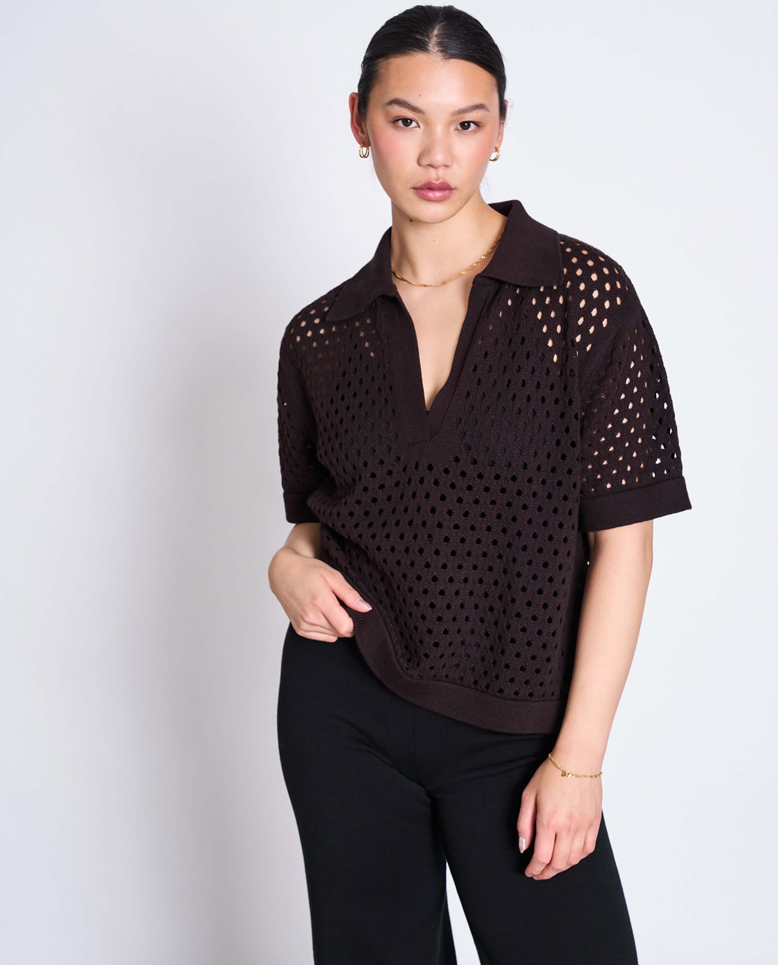 Marché Commun T-shirt Ajouré Col V Espresso Jan &