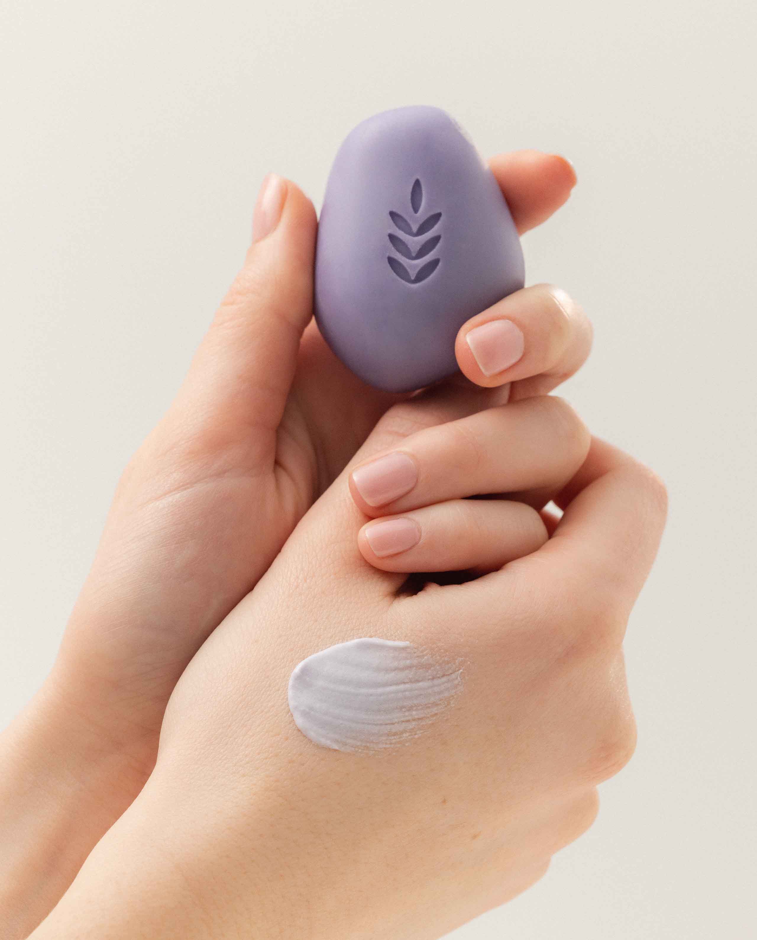 Marché Commun Exfoliant visage solide lissant Umai