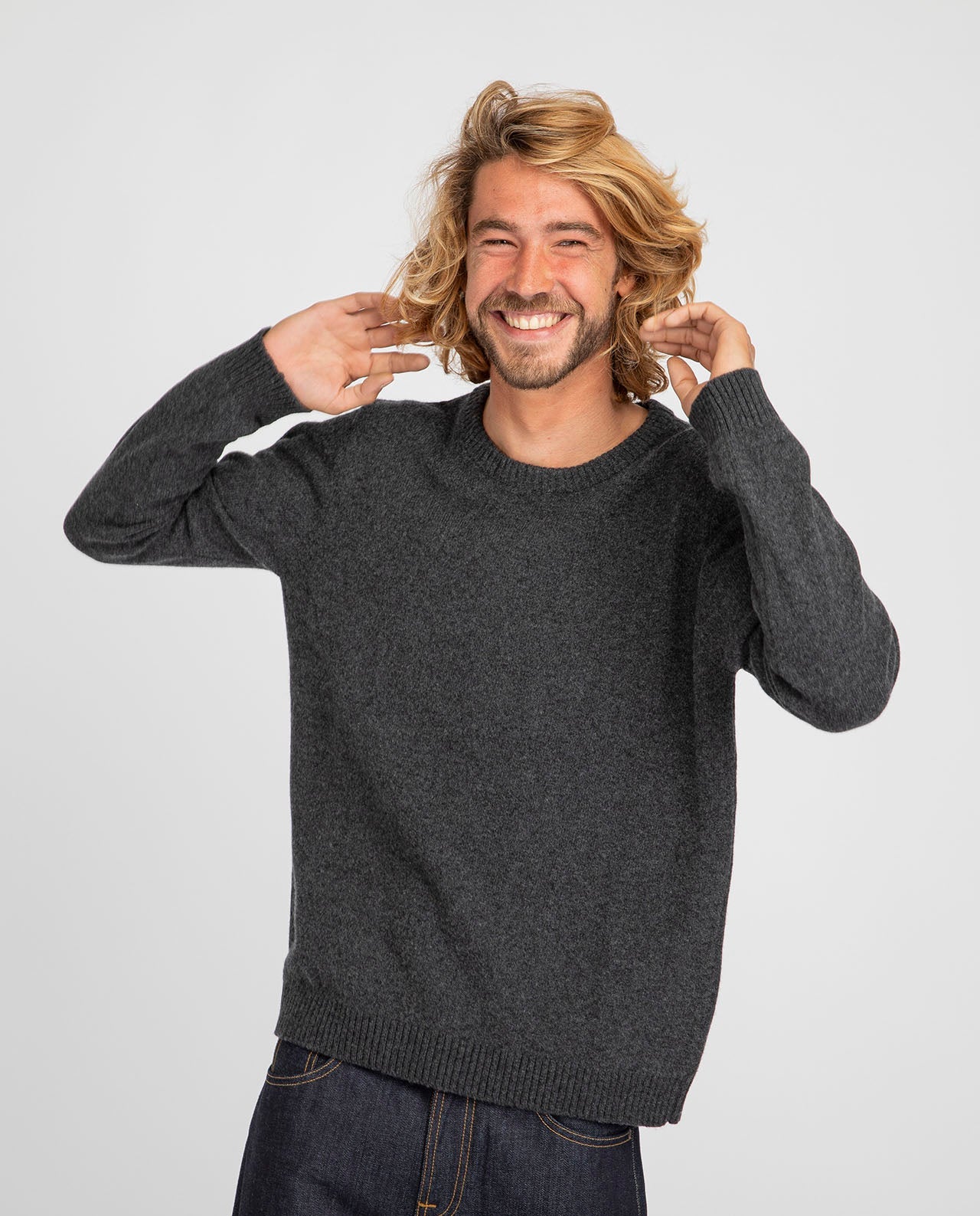 marché commun organic basics pull homme laine mérinos recyclée éco-responsable éthique gris anthracite