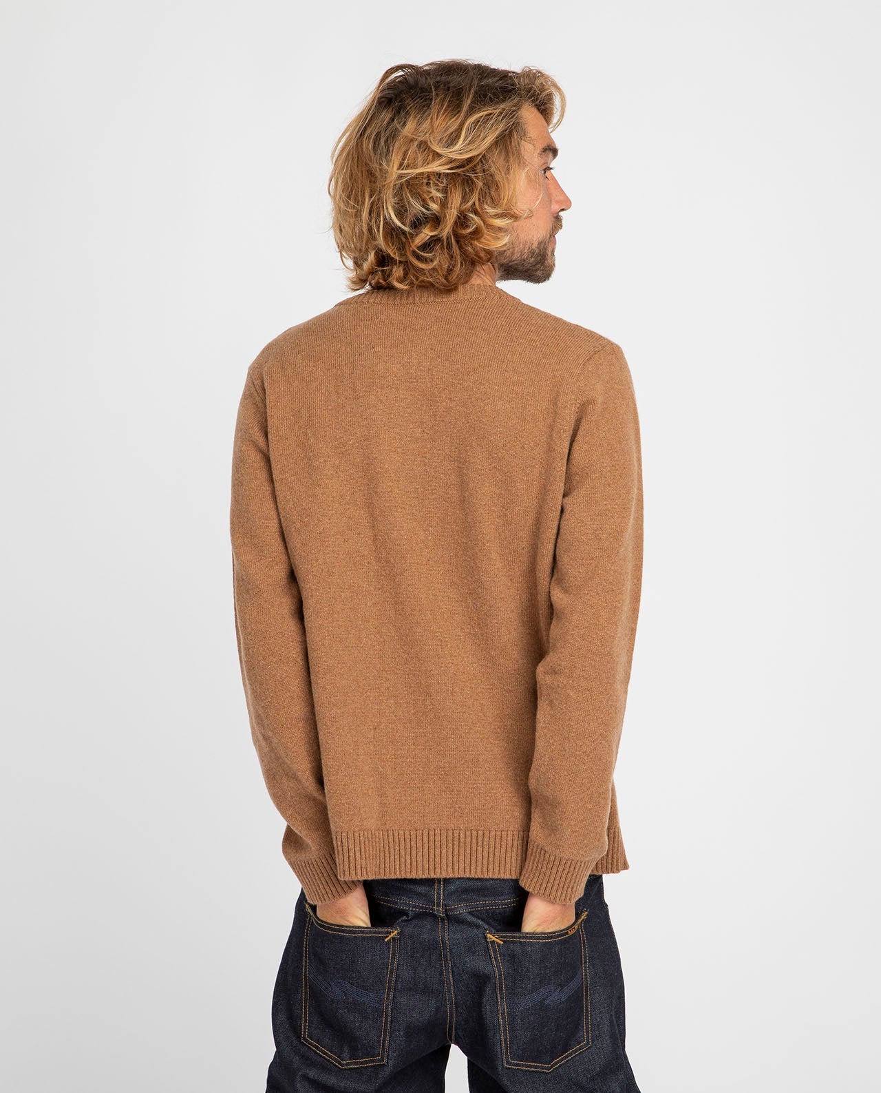 marché commun organic basics pull homme laine mérinos recyclée éco-responsable éthique camel